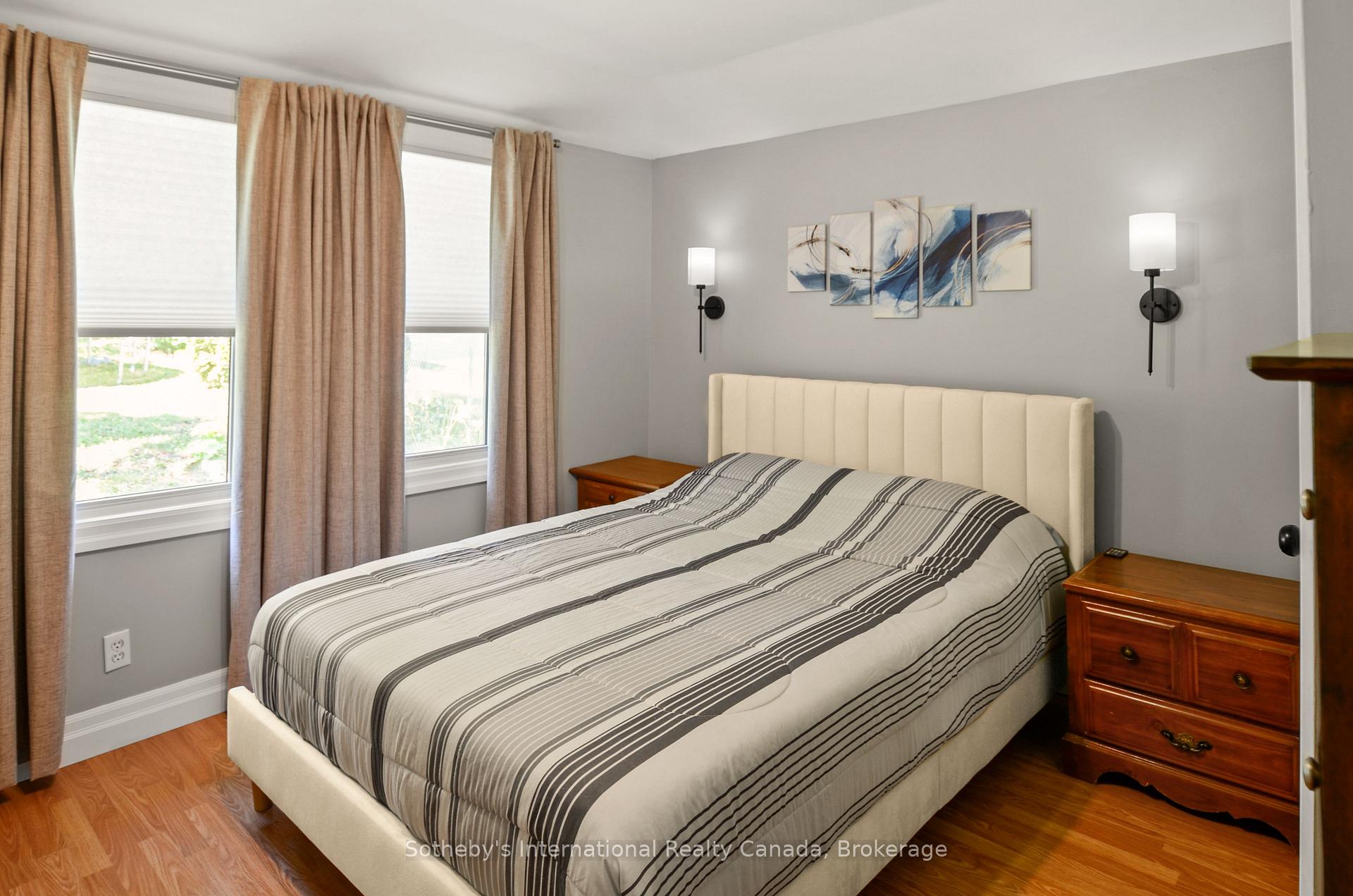 Photo 16 of 116 Ninth Street, Midland — HOMEH