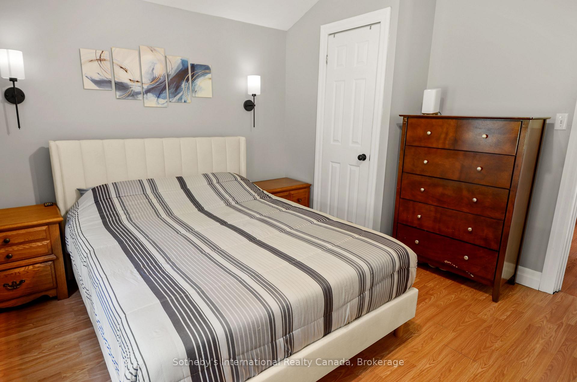 Photo 17 of 116 Ninth Street, Midland — HOMEH