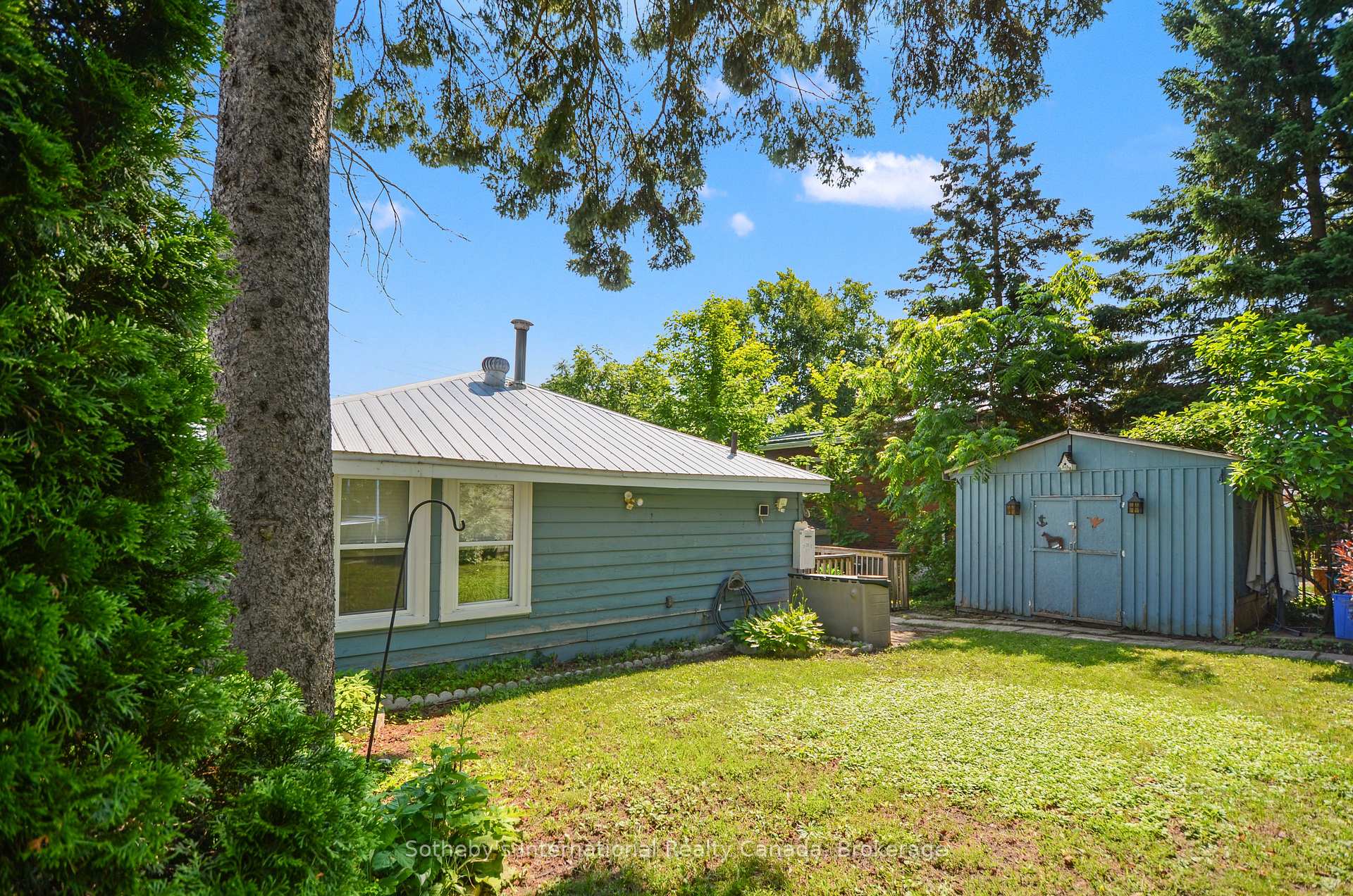 Photo 25 of 116 Ninth Street, Midland — HOMEH