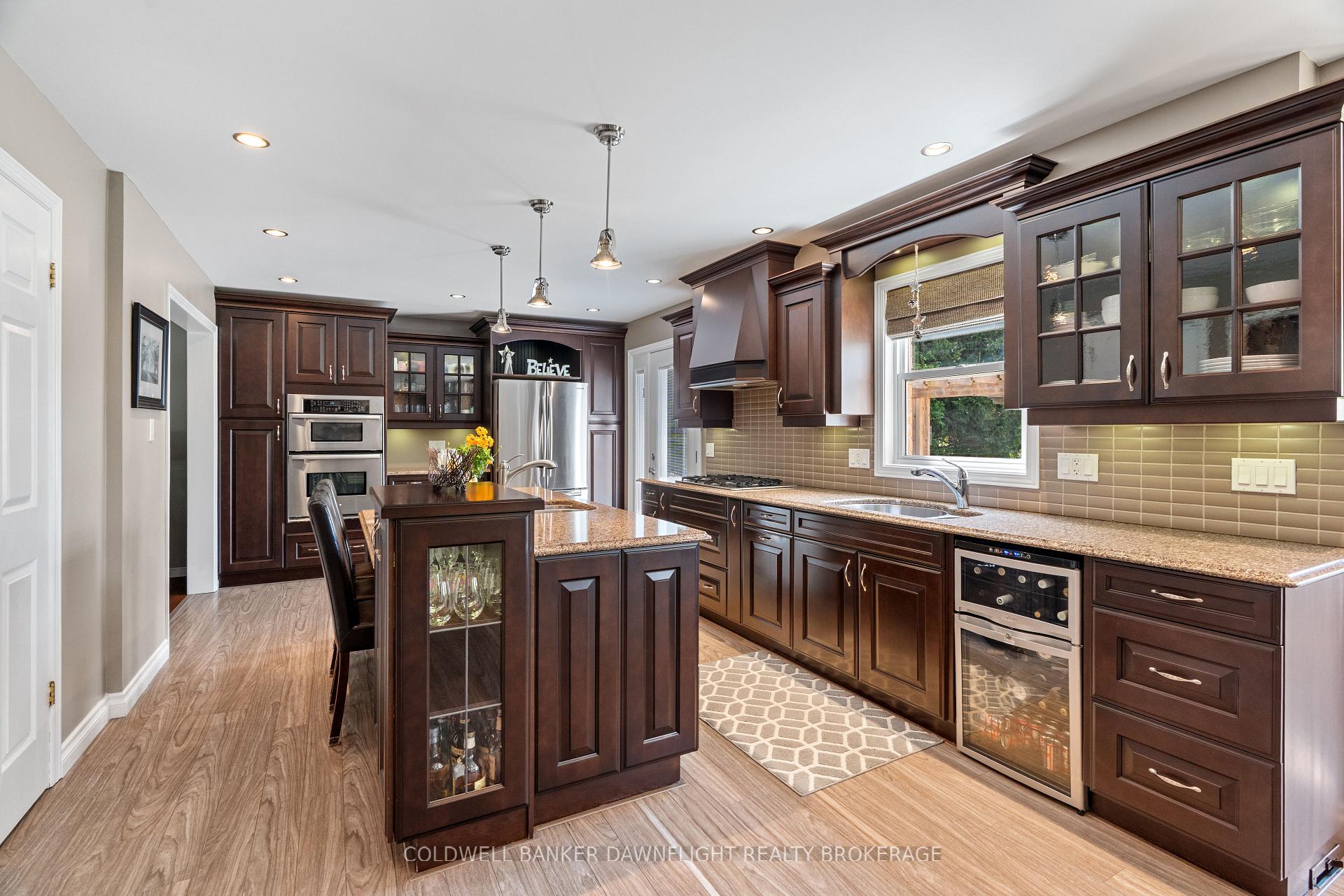 Photo 12 of 152 Salisbury Drive, Middlesex Centre, Birr — HOMEH