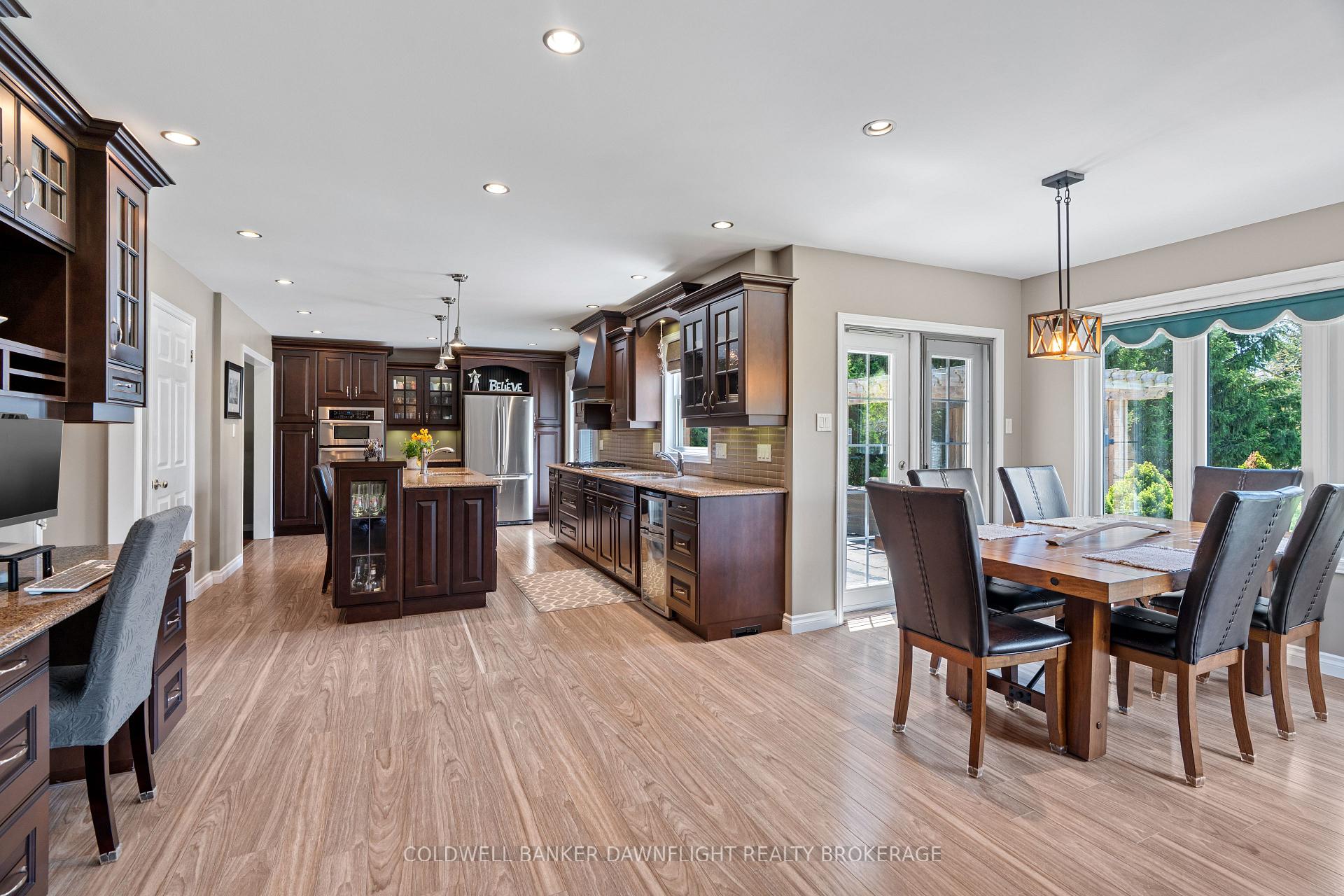 Photo 16 of 152 Salisbury Drive, Middlesex Centre, Birr — HOMEH