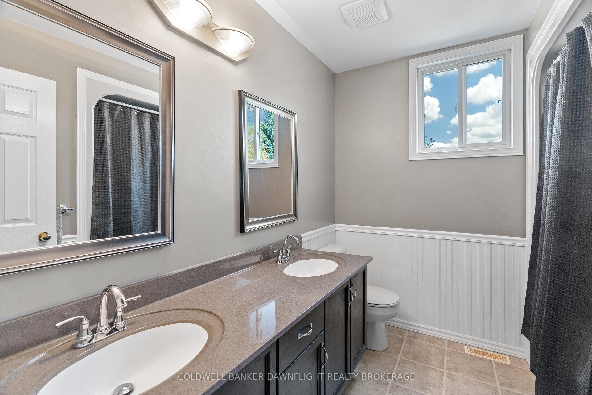 Photo 26 of 152 Salisbury Drive, Middlesex Centre, Birr — HOMEH