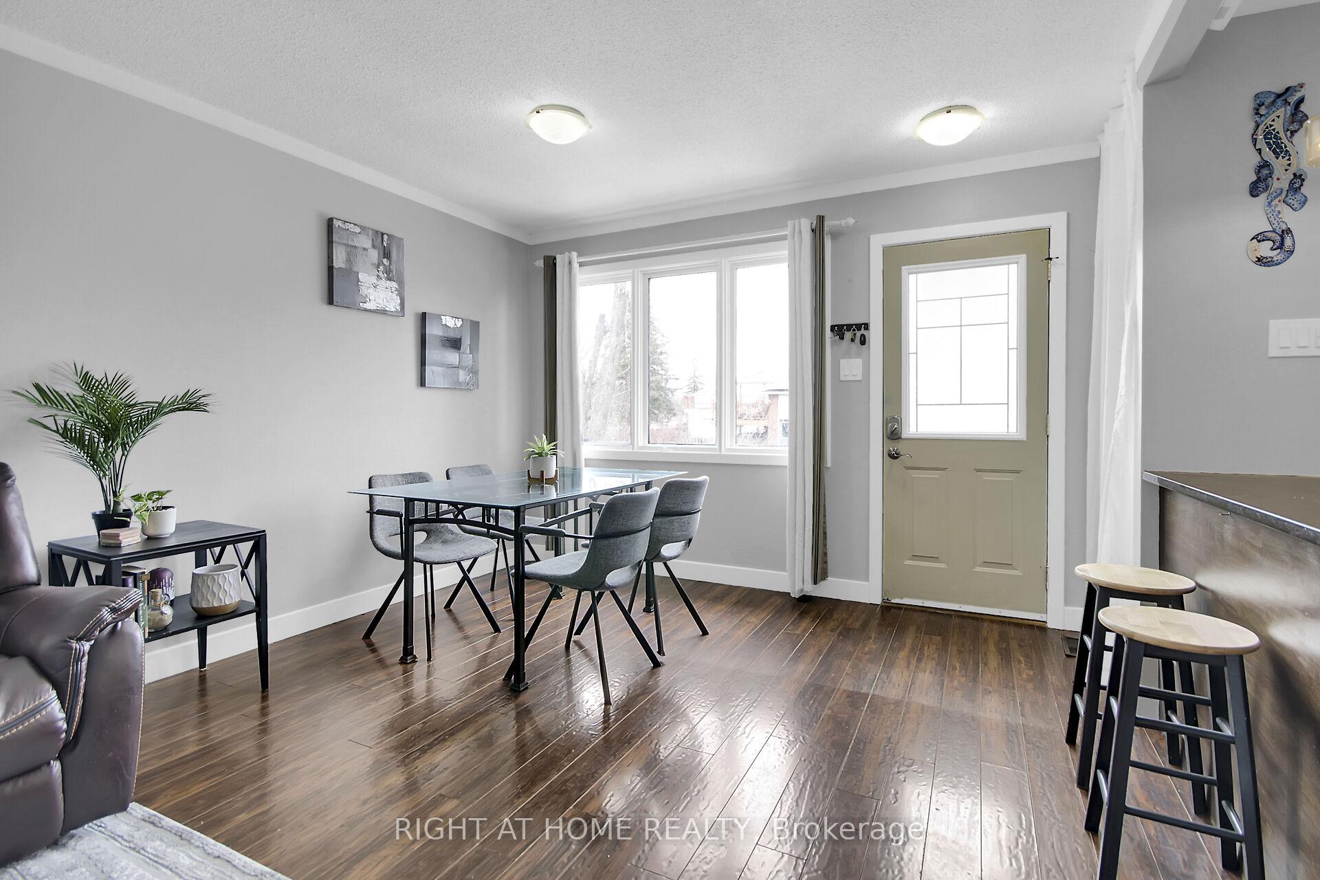 Photo 3 of 168 Glamorgan Drive, Ottawa, Kanata - Glencairn/Hazeldean — HOMEH