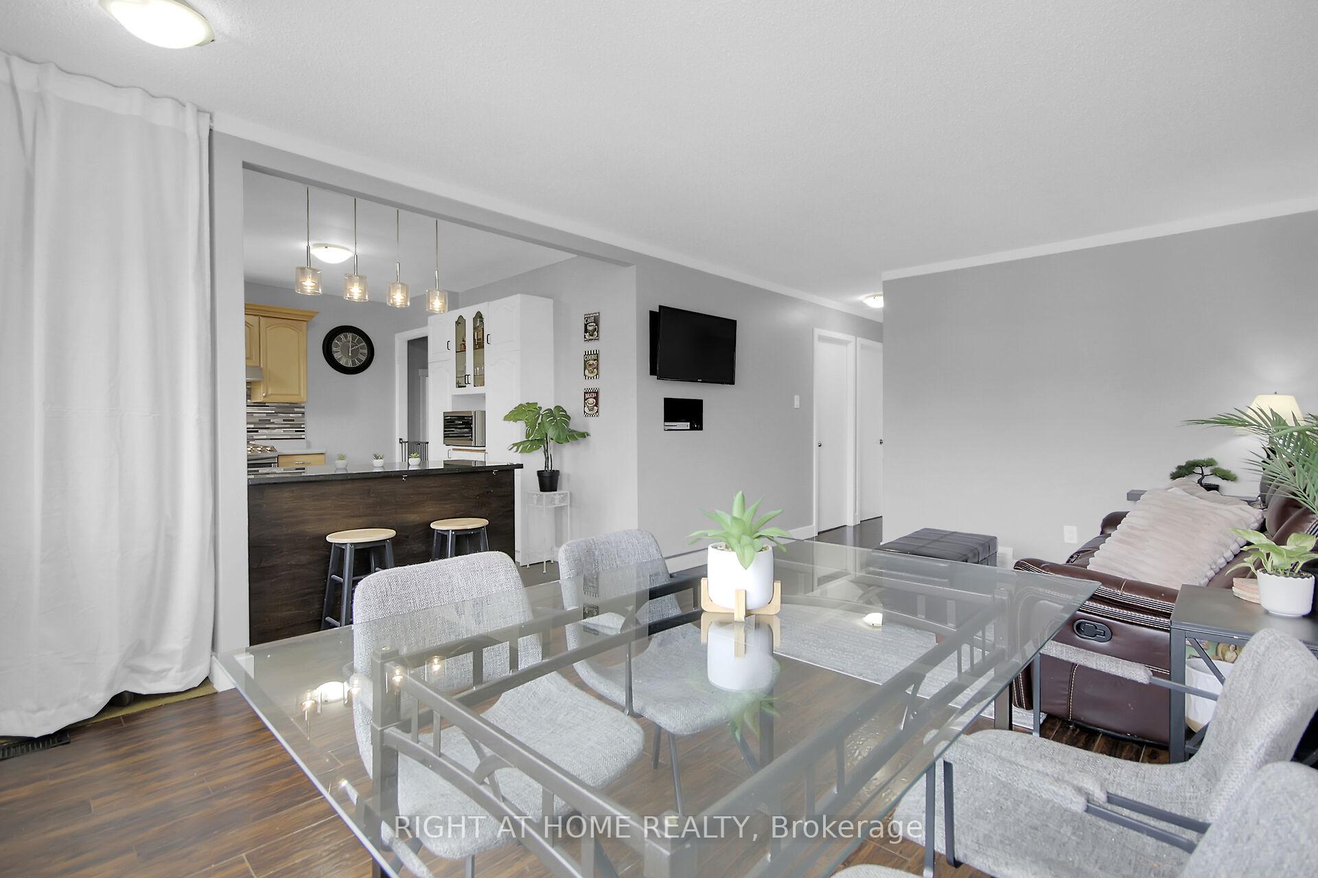 Photo 5 of 168 Glamorgan Drive, Ottawa, Kanata - Glencairn/Hazeldean — HOMEH