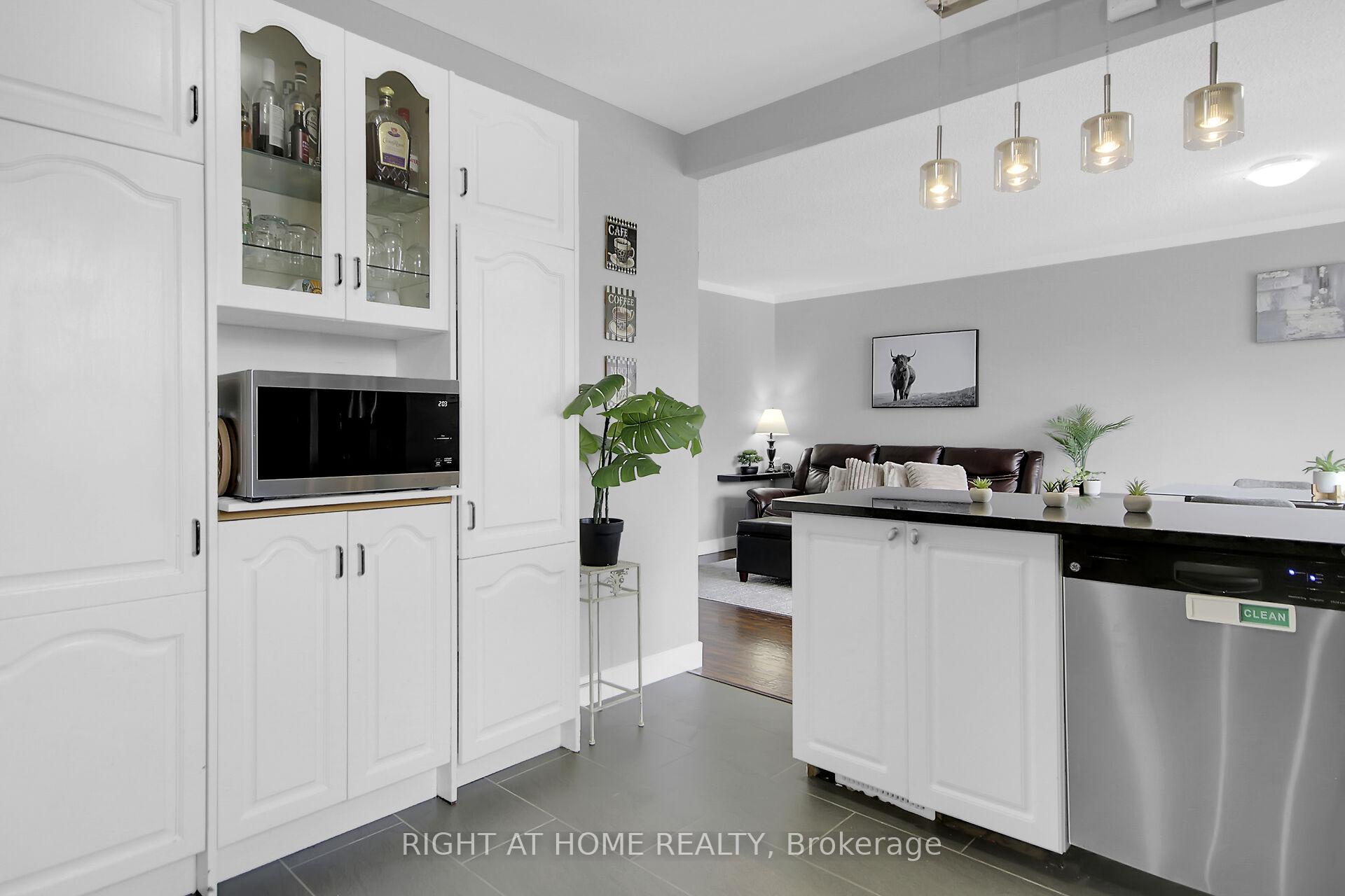Photo 14 of 168 Glamorgan Drive, Ottawa, Kanata - Glencairn/Hazeldean — HOMEH