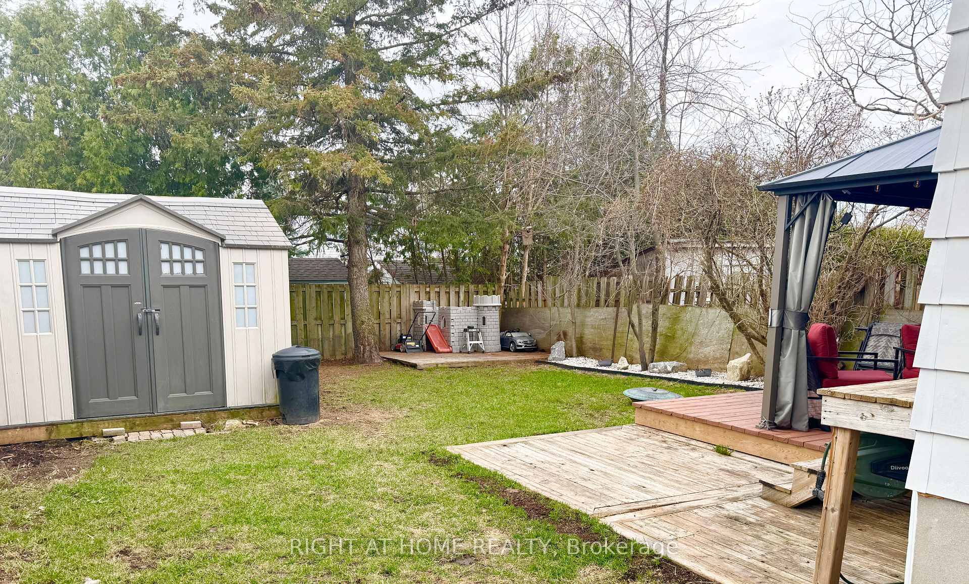 Photo 34 of 168 Glamorgan Drive, Ottawa, Kanata - Glencairn/Hazeldean — HOMEH