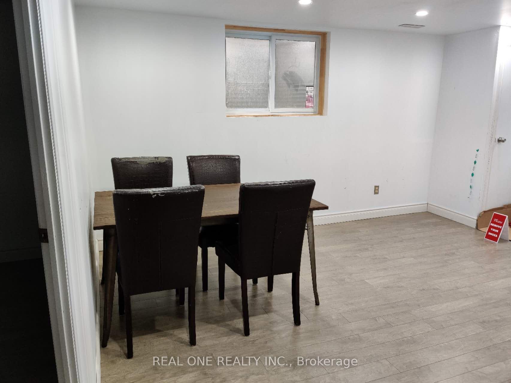 Photo 3 of Unit Basemt, 14 Liebeck Crescent, Markham, Unionville — HOMEH