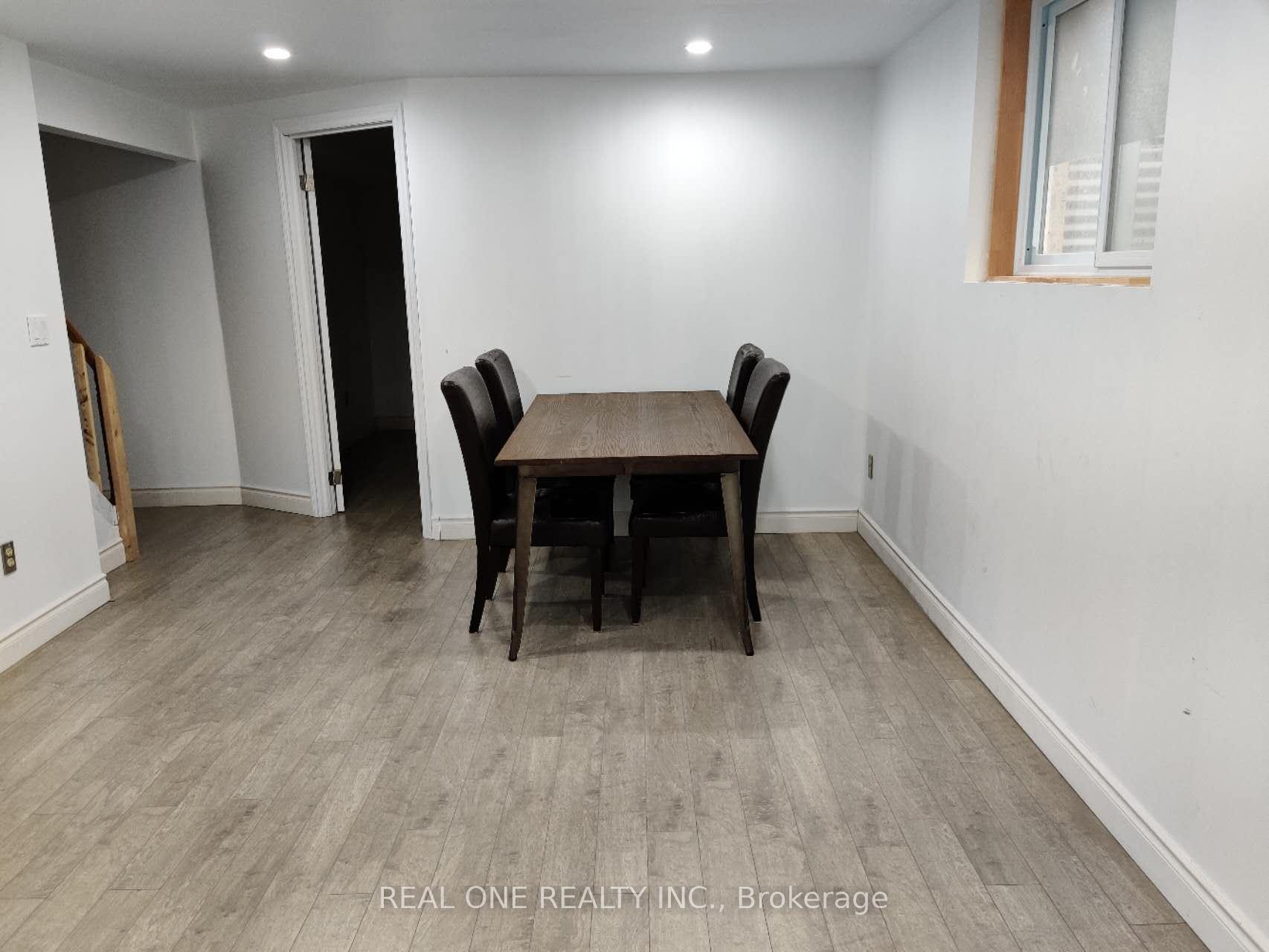 Photo 4 of Unit Basemt, 14 Liebeck Crescent, Markham, Unionville — HOMEH
