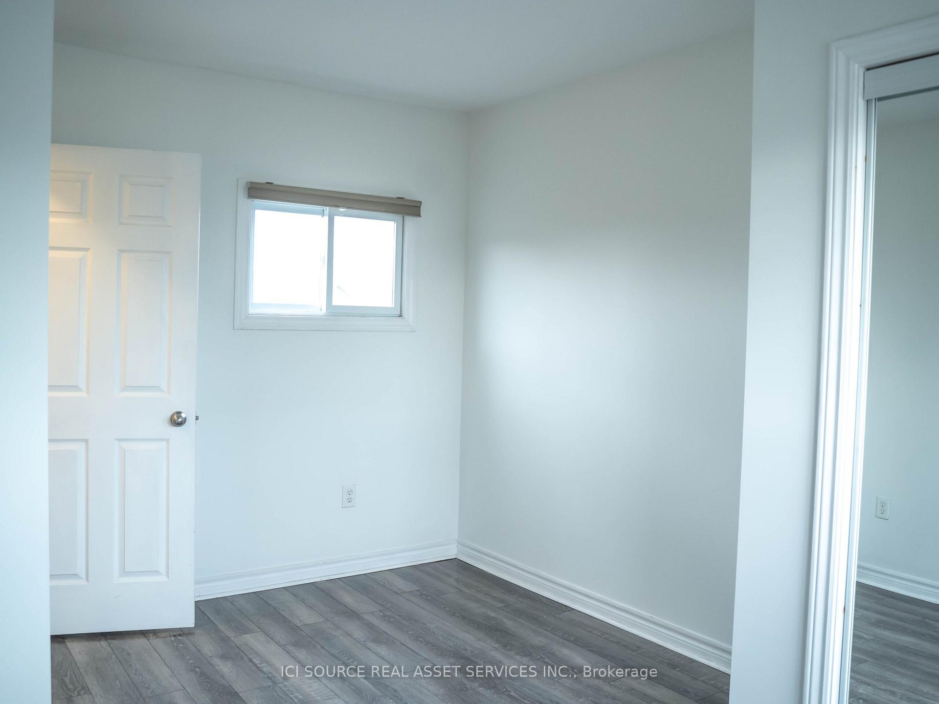 Photo 12 of 334 Fairfield Avenue, Hamilton, Homeside — HOMEH