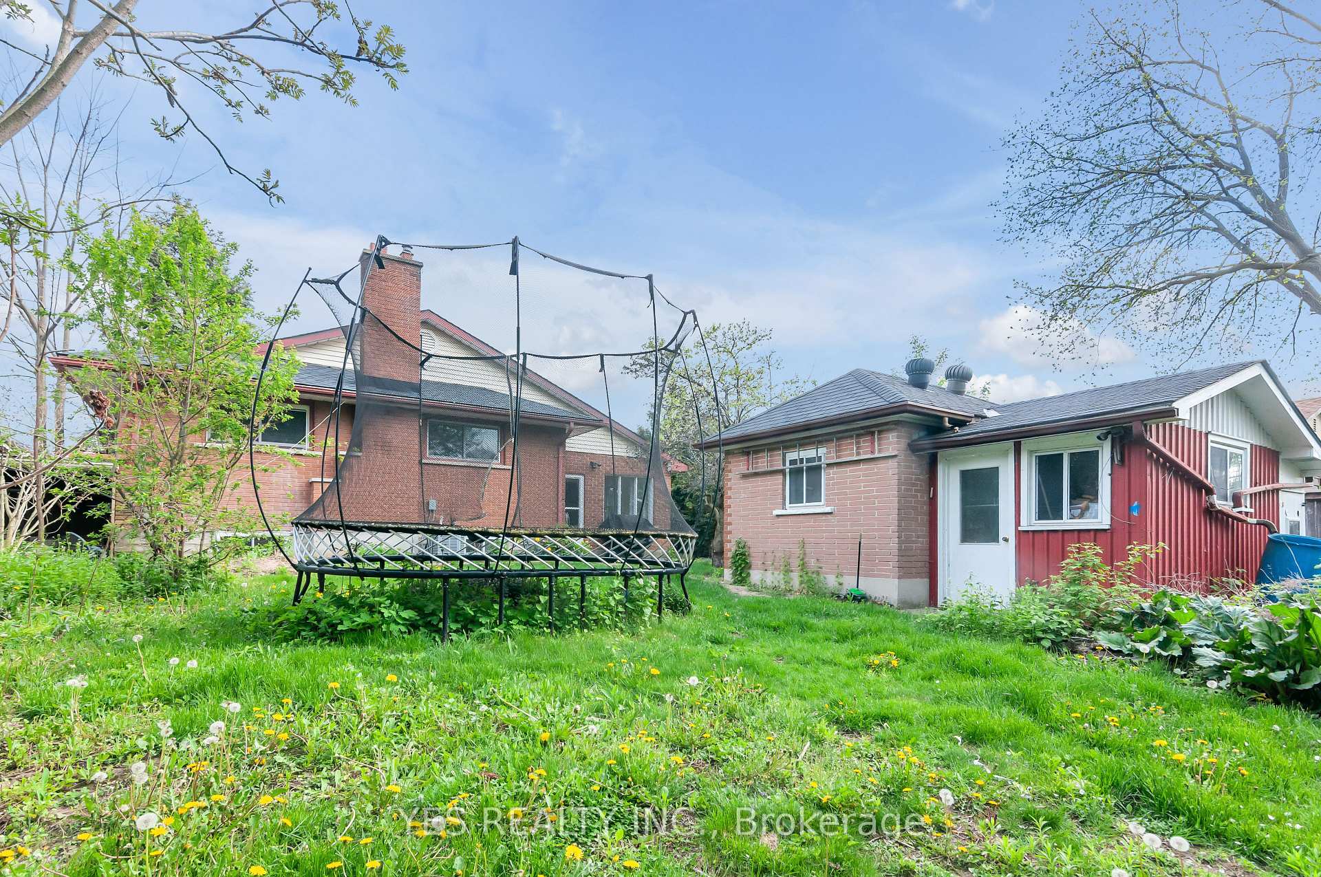 Photo 6 of 176 Kenneth Avenue, Kitchener, Stanley Park — HOMEH