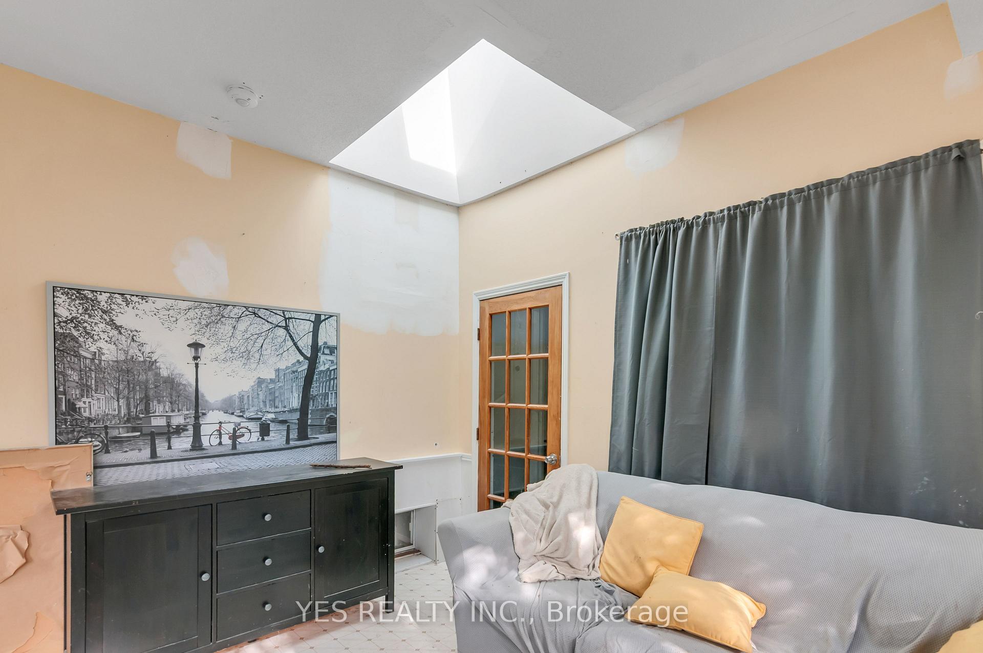 Photo 12 of 176 Kenneth Avenue, Kitchener, Stanley Park — HOMEH