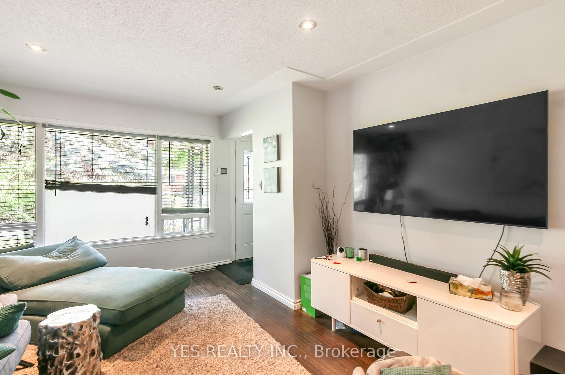 Photo 15 of 176 Kenneth Avenue, Kitchener, Stanley Park — HOMEH