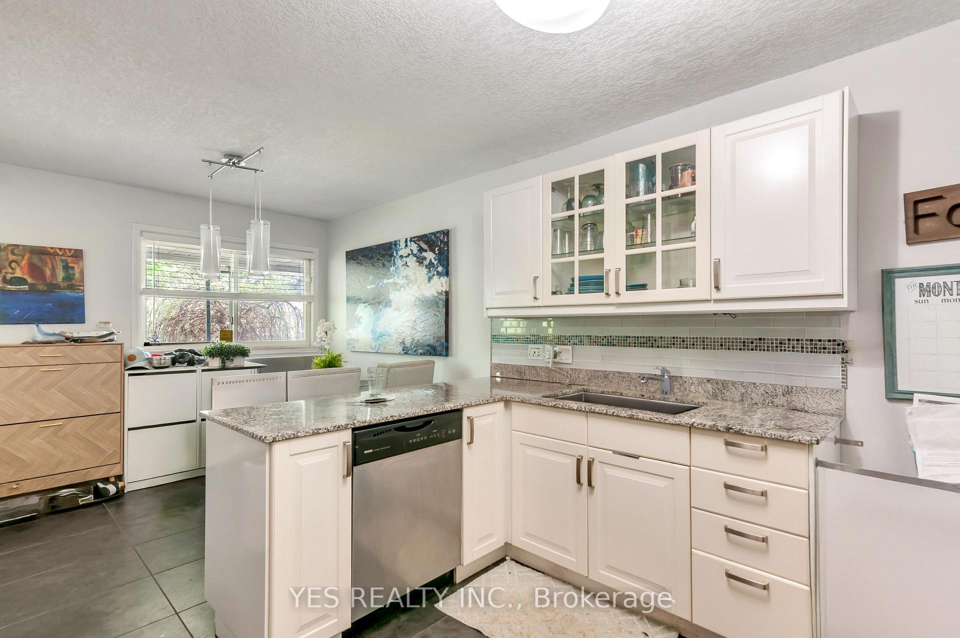 Photo 16 of 176 Kenneth Avenue, Kitchener, Stanley Park — HOMEH