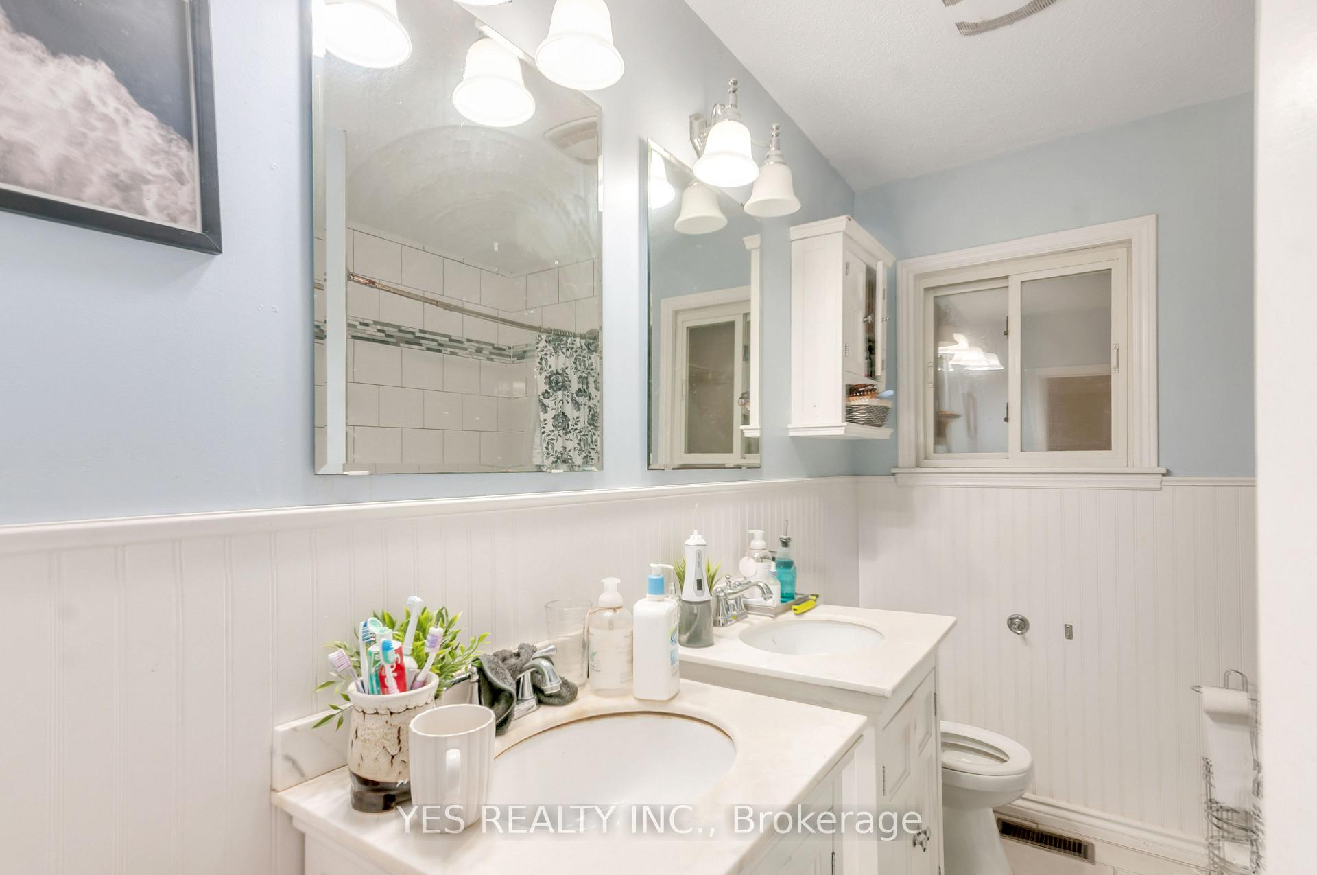 Photo 19 of 176 Kenneth Avenue, Kitchener, Stanley Park — HOMEH
