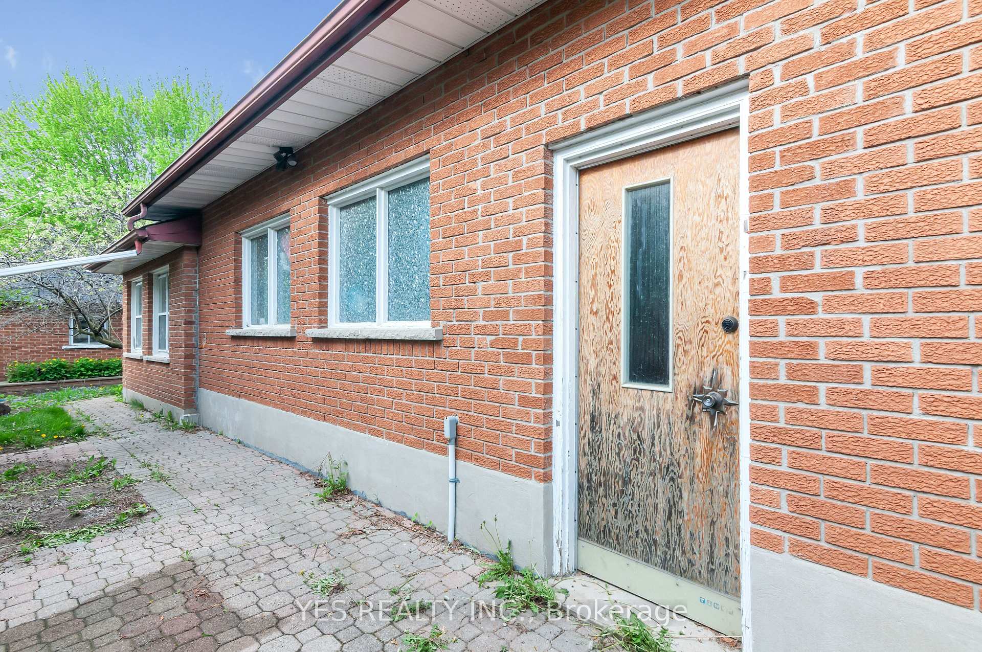 Photo 22 of 176 Kenneth Avenue, Kitchener, Stanley Park — HOMEH