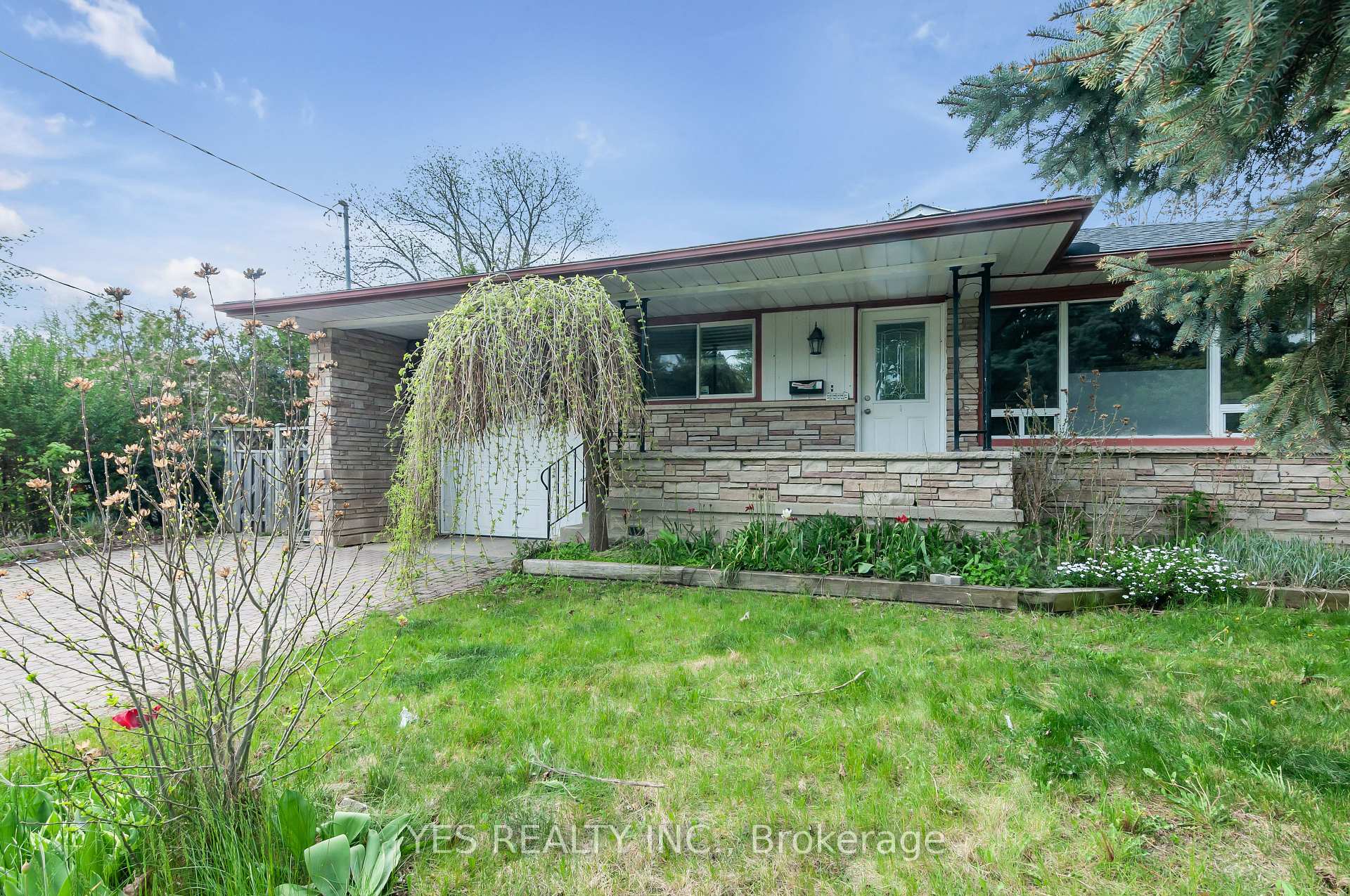 Photo 23 of 176 Kenneth Avenue, Kitchener, Stanley Park — HOMEH