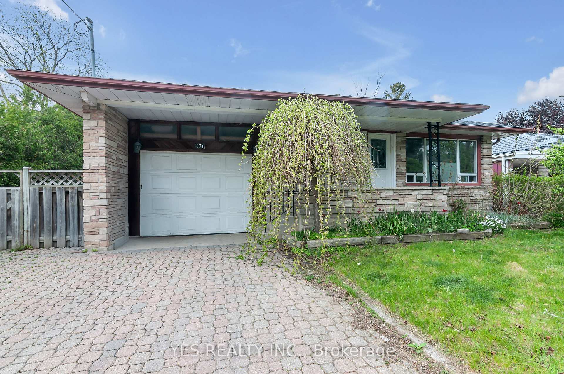 Photo 24 of 176 Kenneth Avenue, Kitchener, Stanley Park — HOMEH