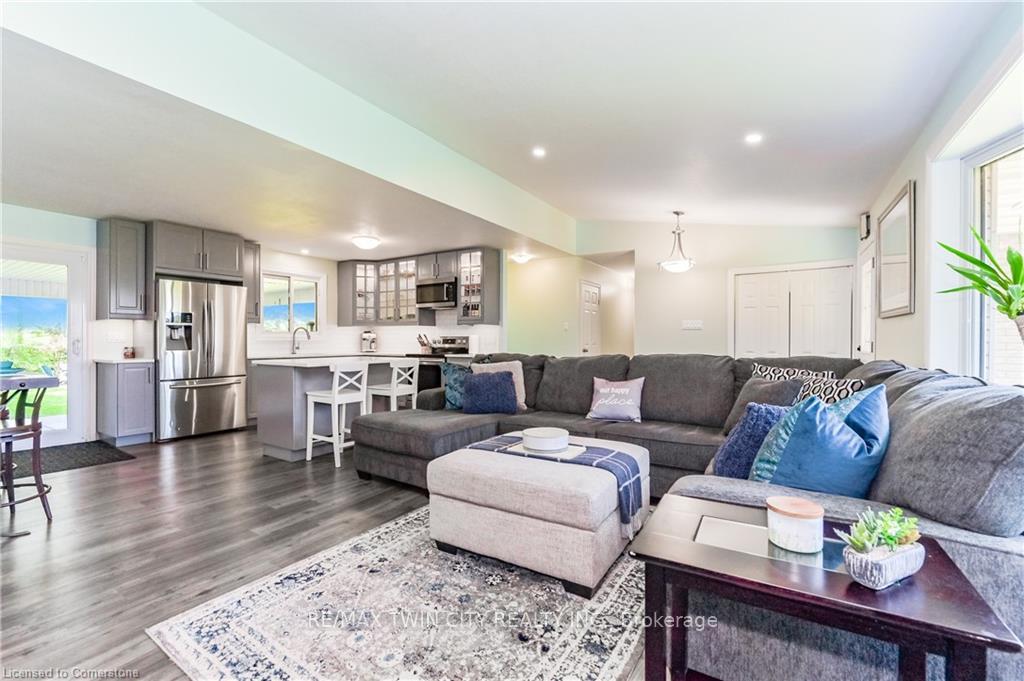 Photo 8 of 8774 Wellington Rd 5, Minto — HOMEH