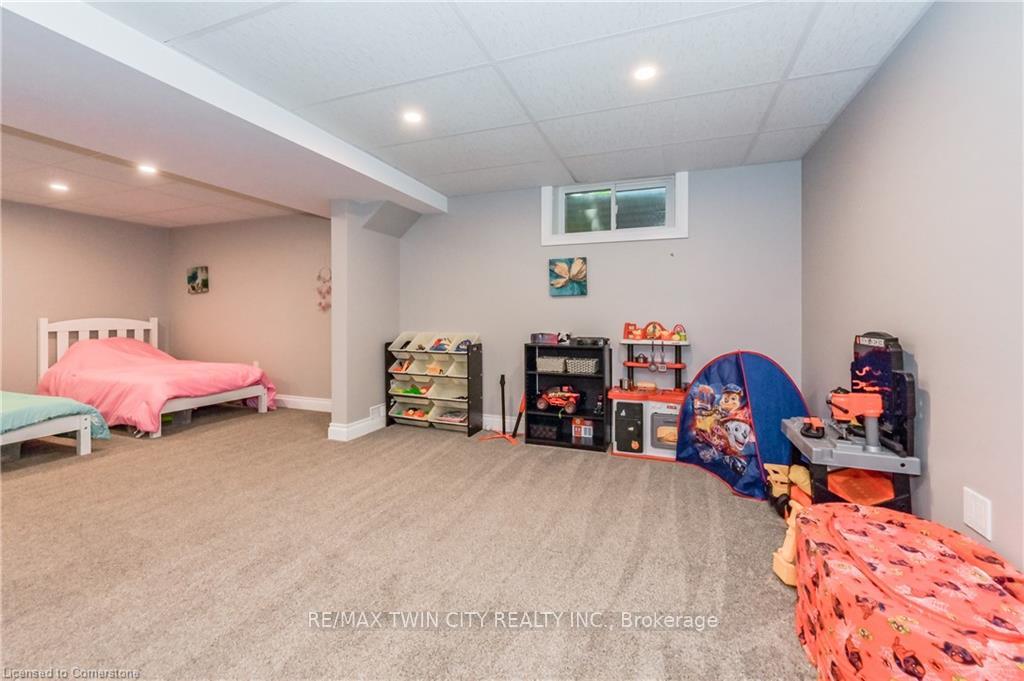 Photo 17 of 8774 Wellington Rd 5, Minto — HOMEH