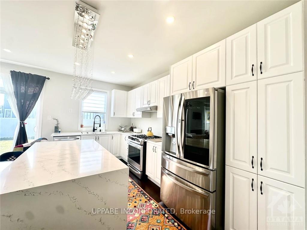 Photo 5 of 700 Brittanic Road, Ottawa, Kanata - Emerald Meadows/Trailwest — HOMEH
