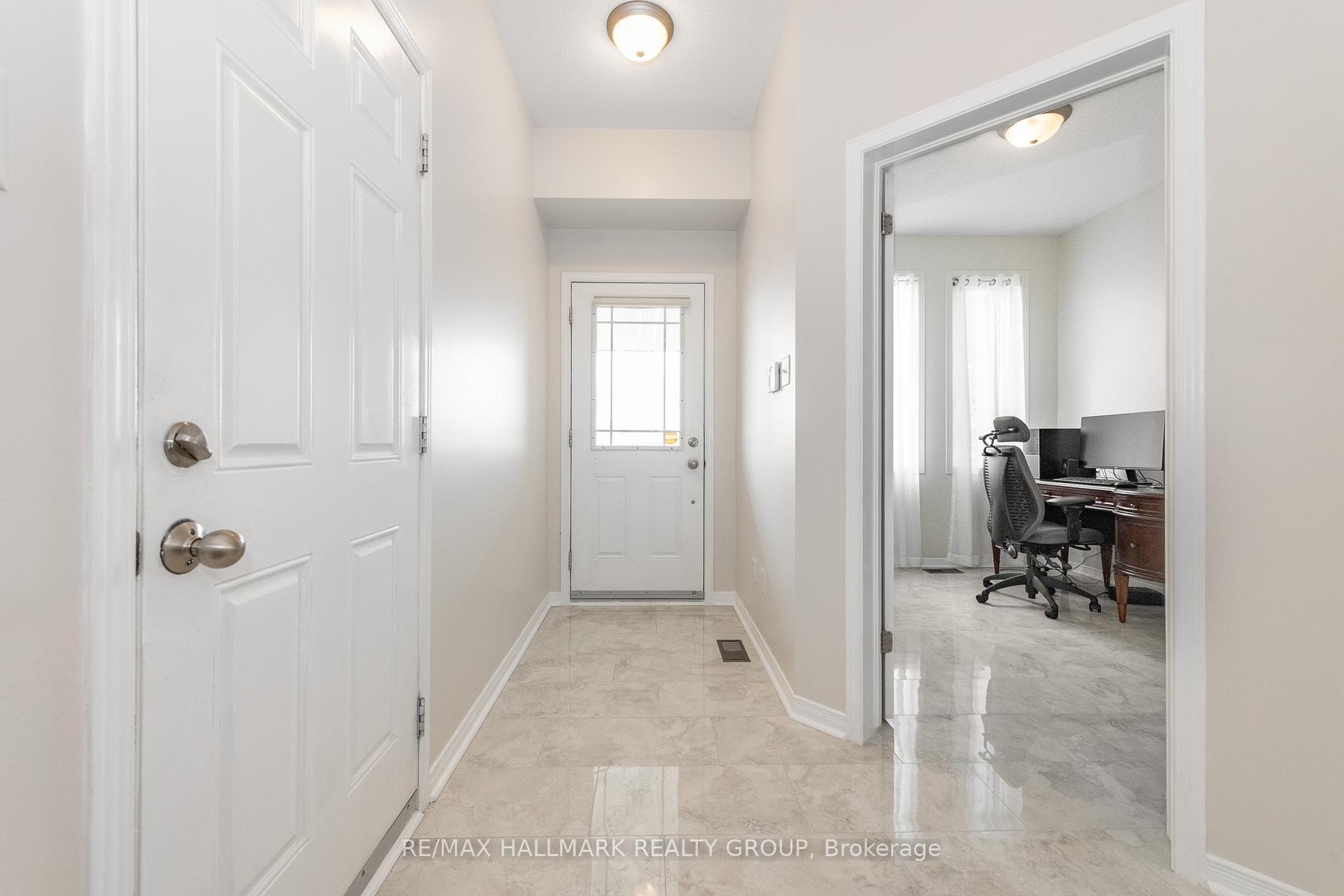 Photo 5 of 356 Breckenridge Crescent, Ottawa, Kanata - Morgan's Grant/South March — HOMEH
