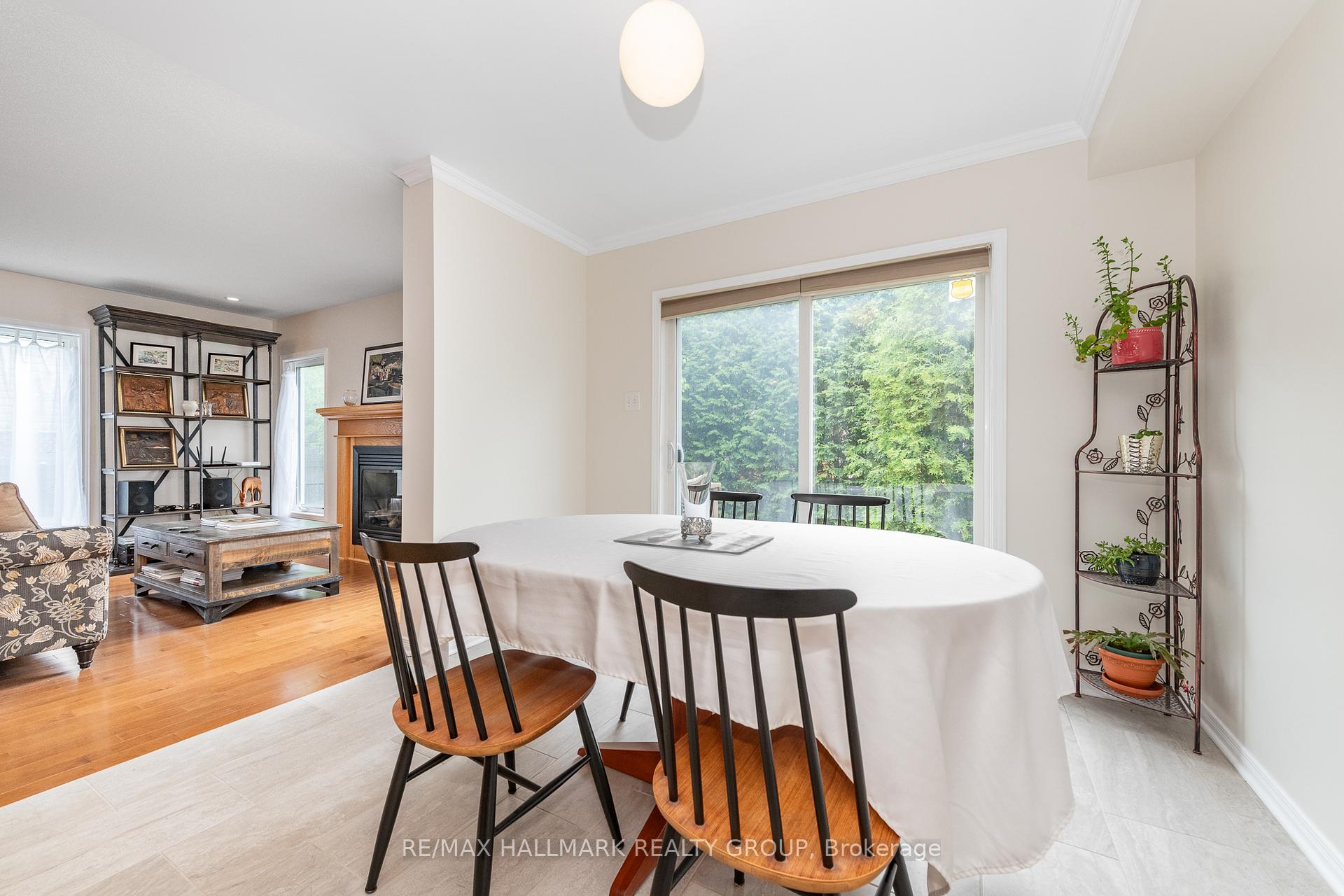 Photo 20 of 356 Breckenridge Crescent, Ottawa, Kanata - Morgan's Grant/South March — HOMEH