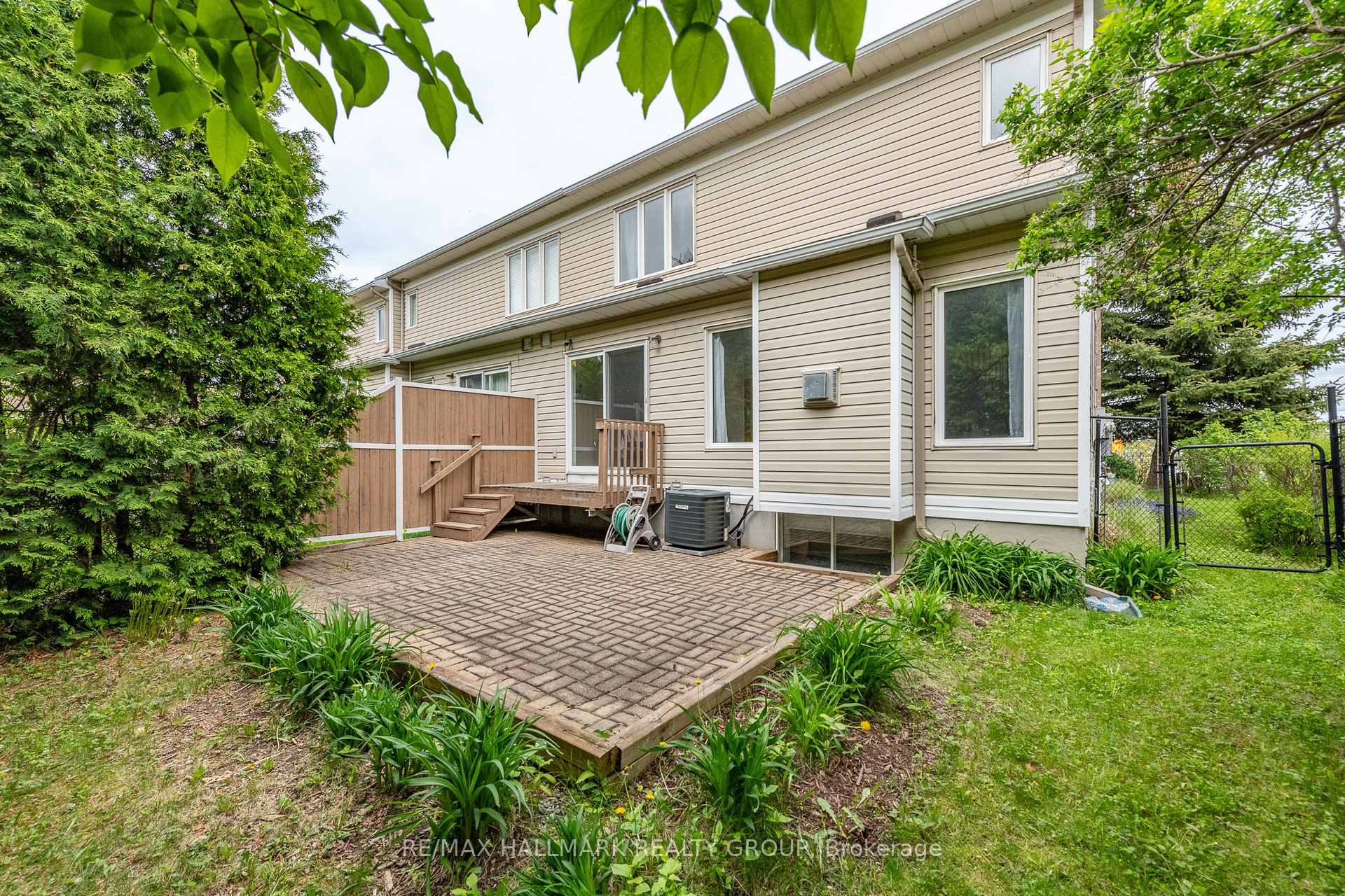 Photo 40 of 356 Breckenridge Crescent, Ottawa, Kanata - Morgan's Grant/South March — HOMEH