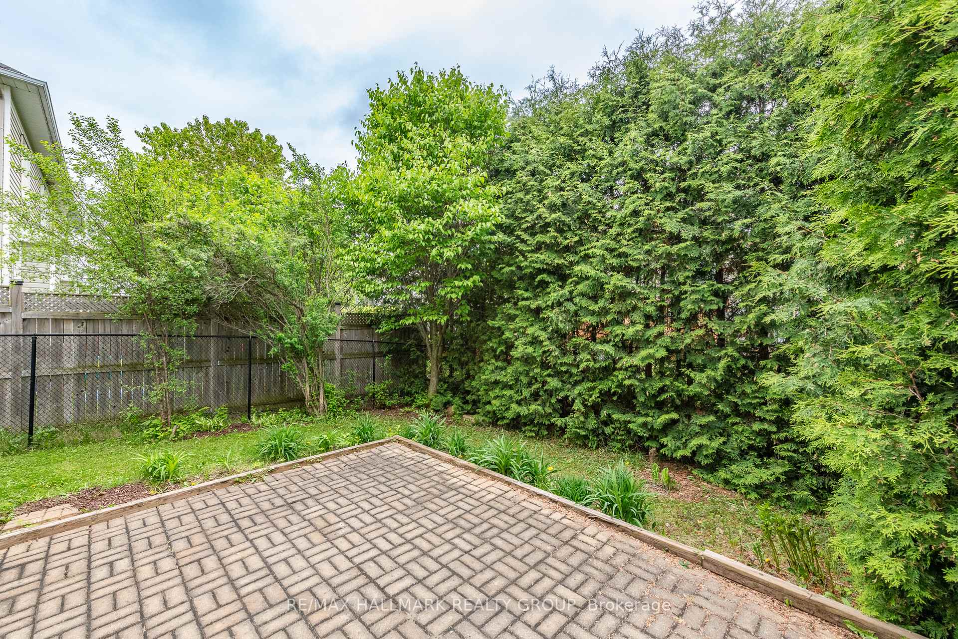 Photo 42 of 356 Breckenridge Crescent, Ottawa, Kanata - Morgan's Grant/South March — HOMEH