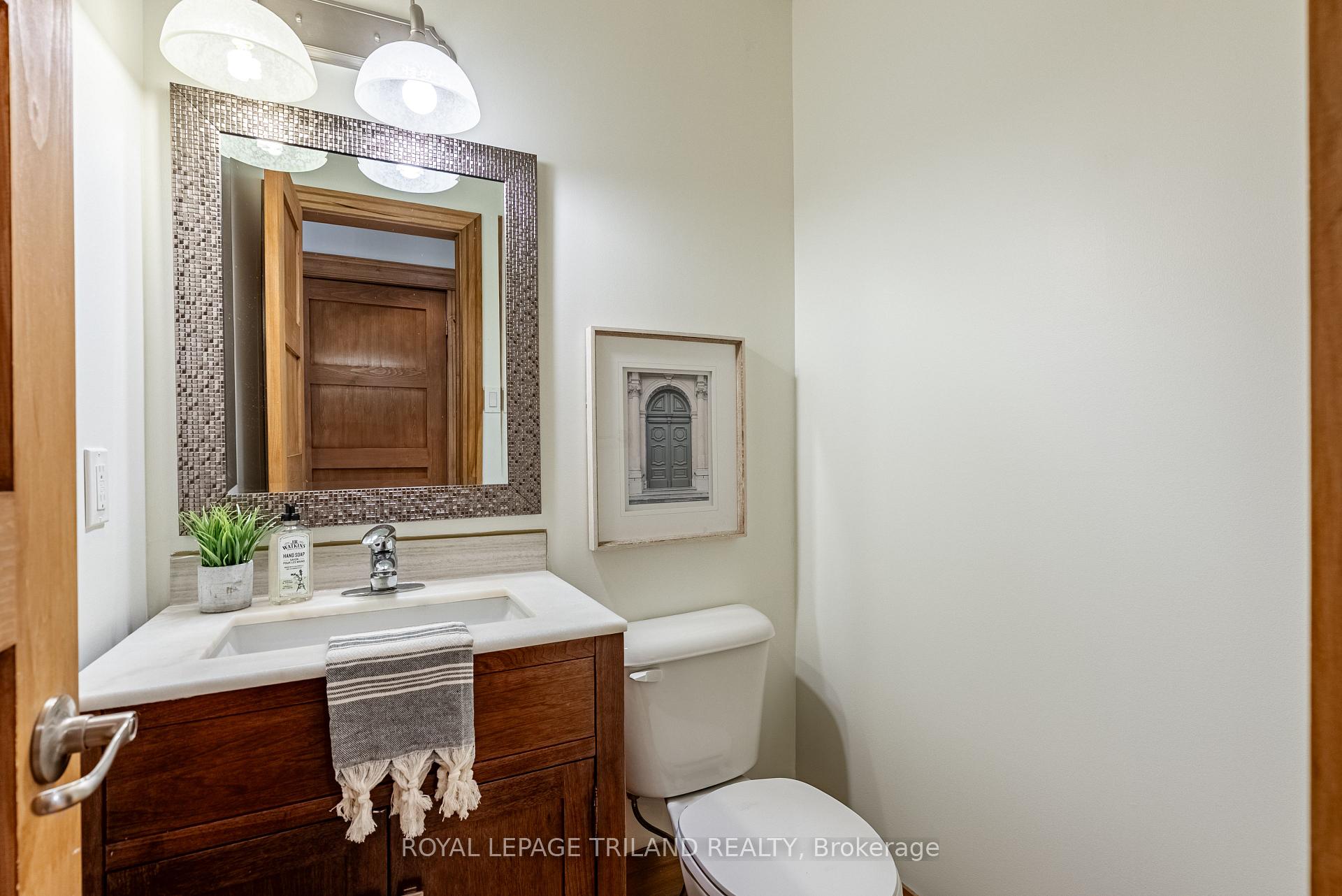 Photo 12 of 3 Wellington Street, Middlesex Centre, Delaware Town — HOMEH