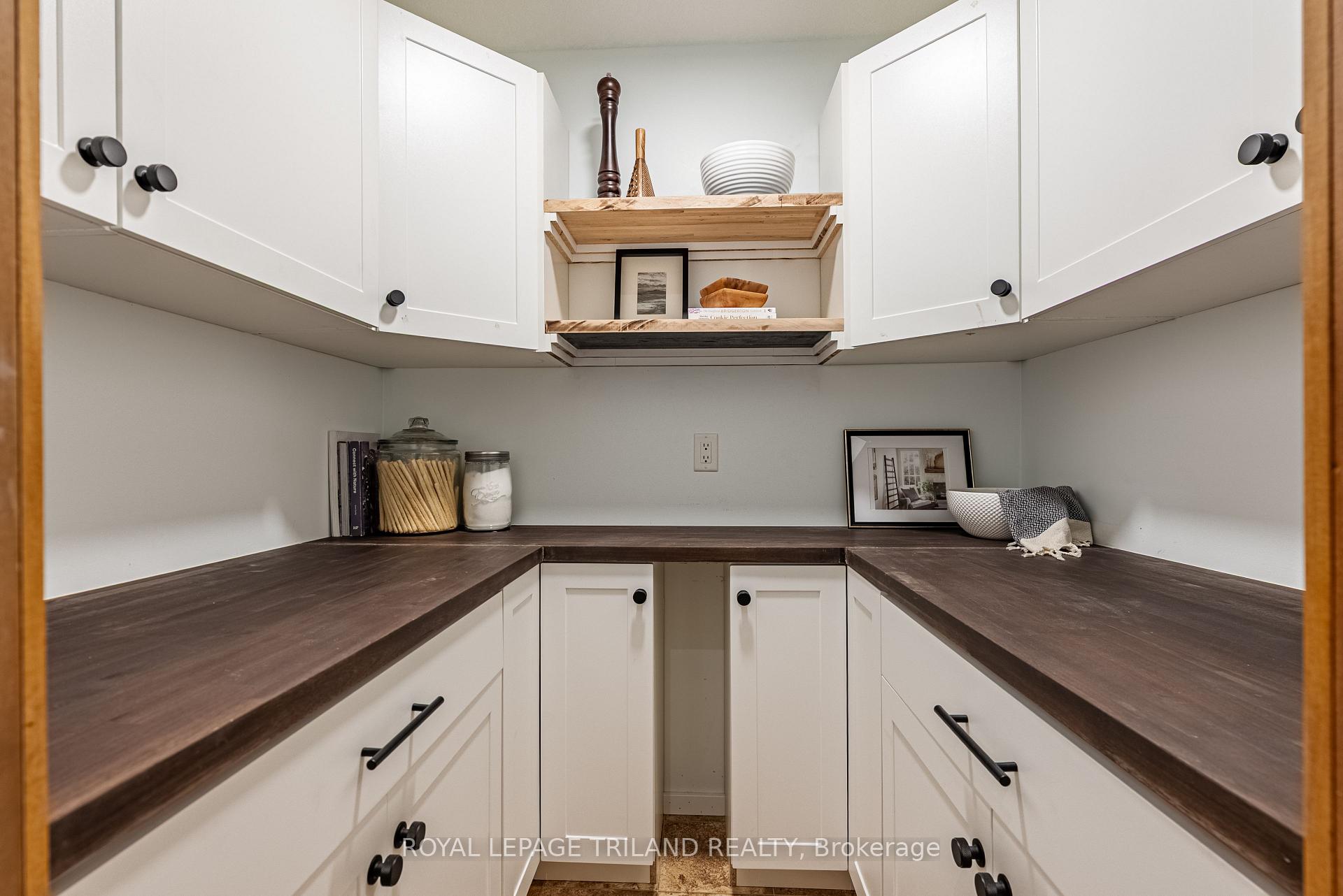 Photo 14 of 3 Wellington Street, Middlesex Centre, Delaware Town — HOMEH