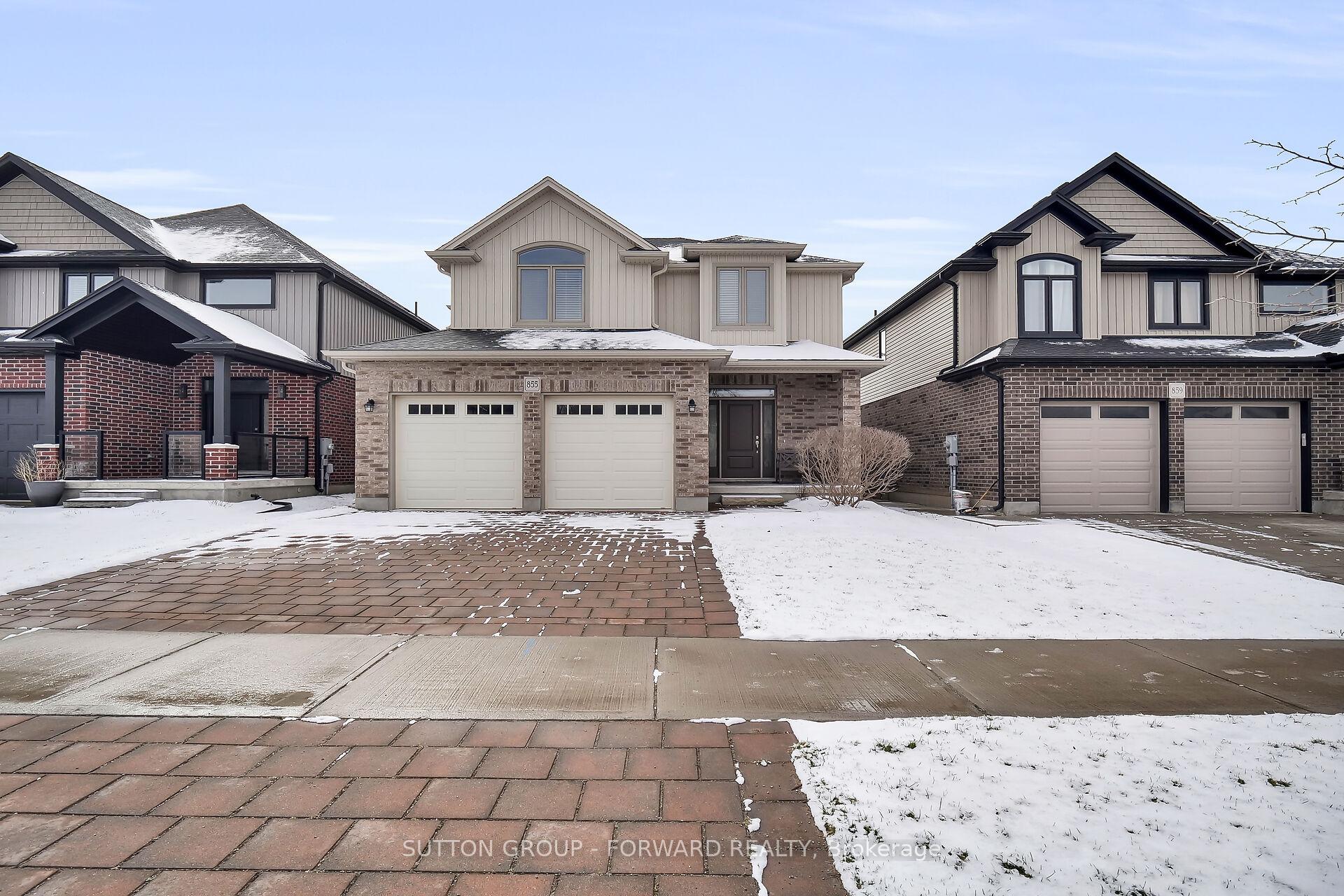 Front of 855 Rollingacres Place