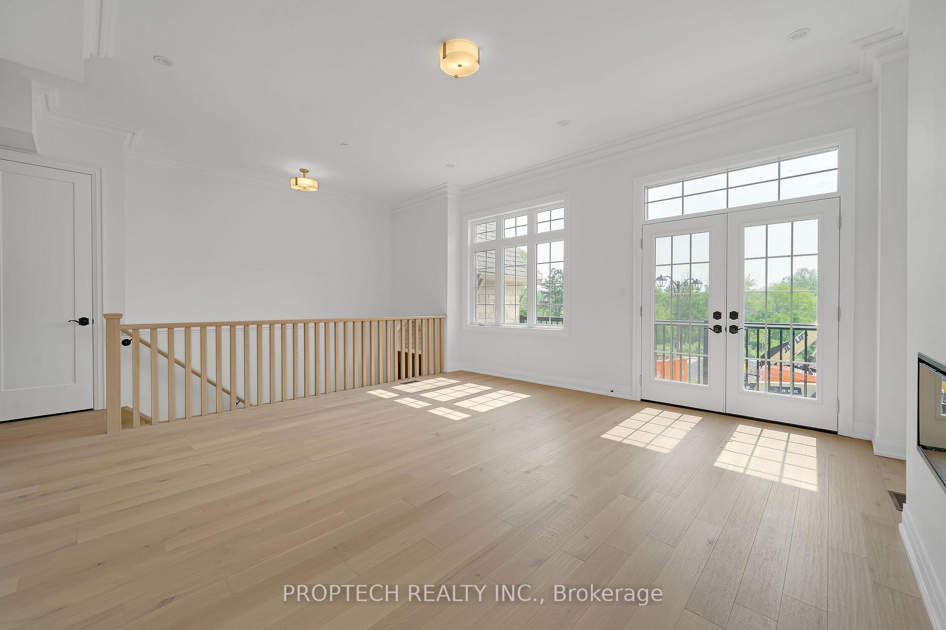 Photo 3 of 93 West Village Lane, Markham, Angus Glen — HOMEH
