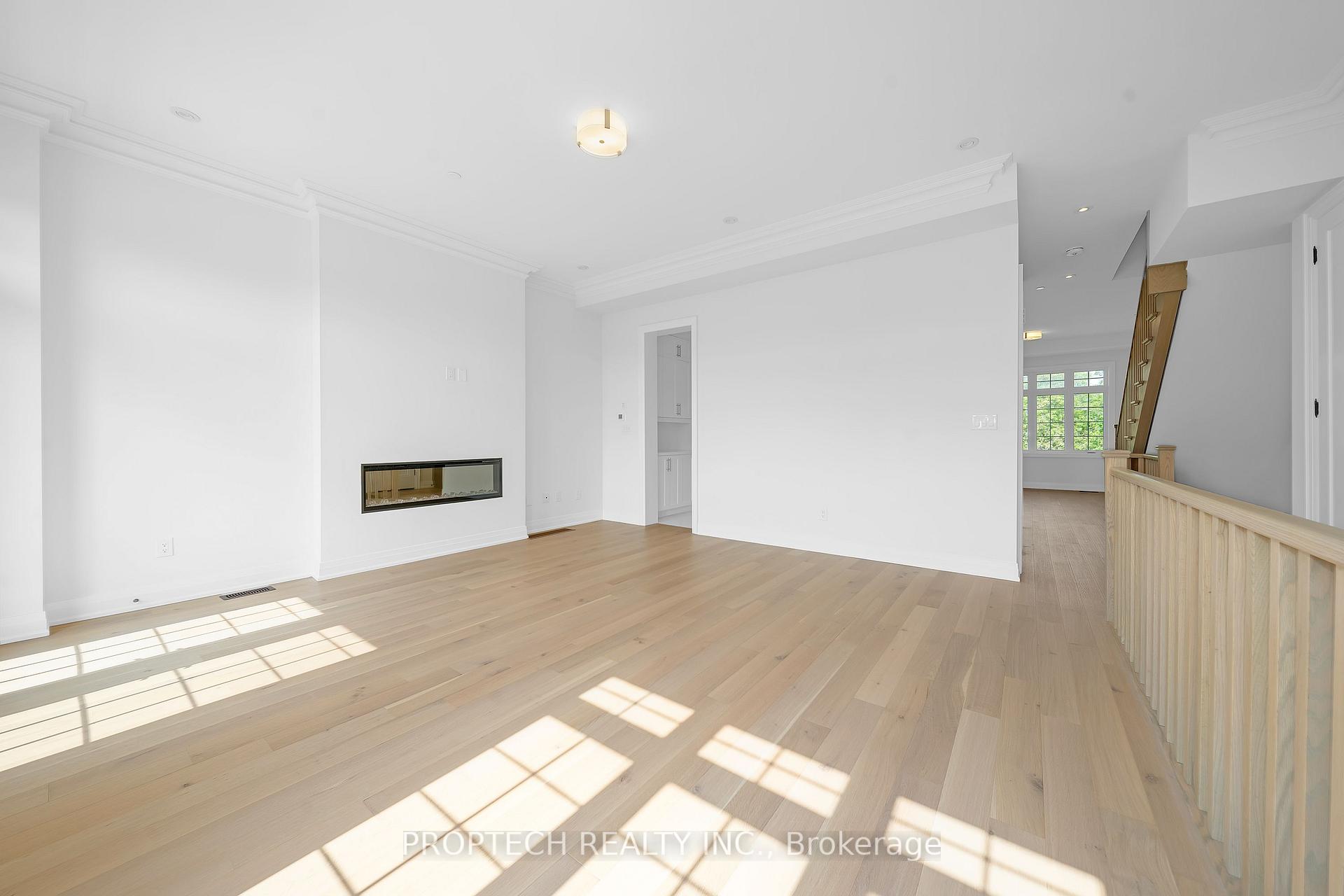 Photo 5 of 93 West Village Lane, Markham, Angus Glen — HOMEH
