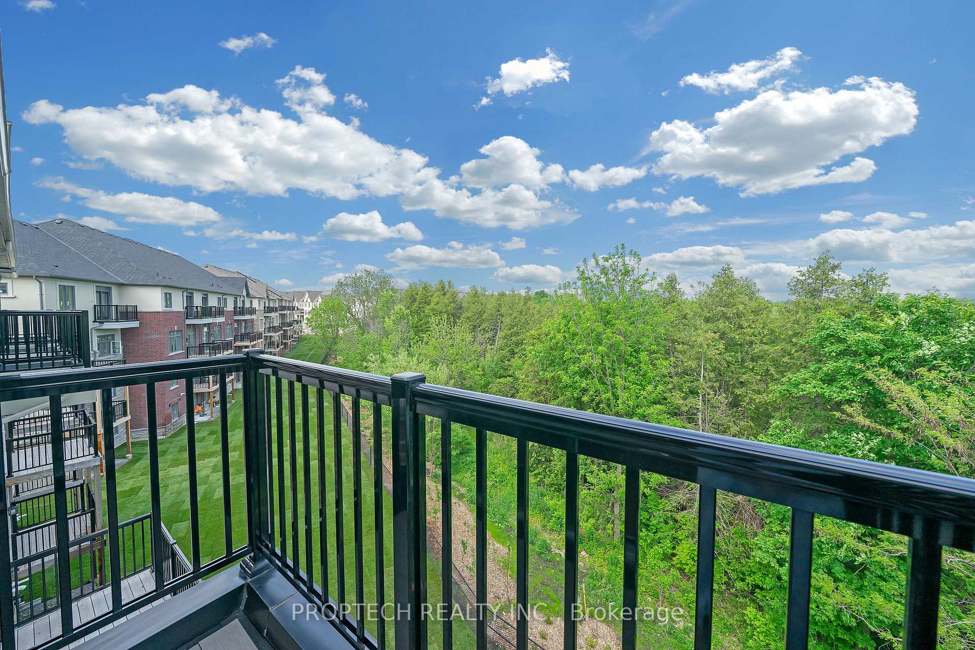 Photo 19 of 93 West Village Lane, Markham, Angus Glen — HOMEH