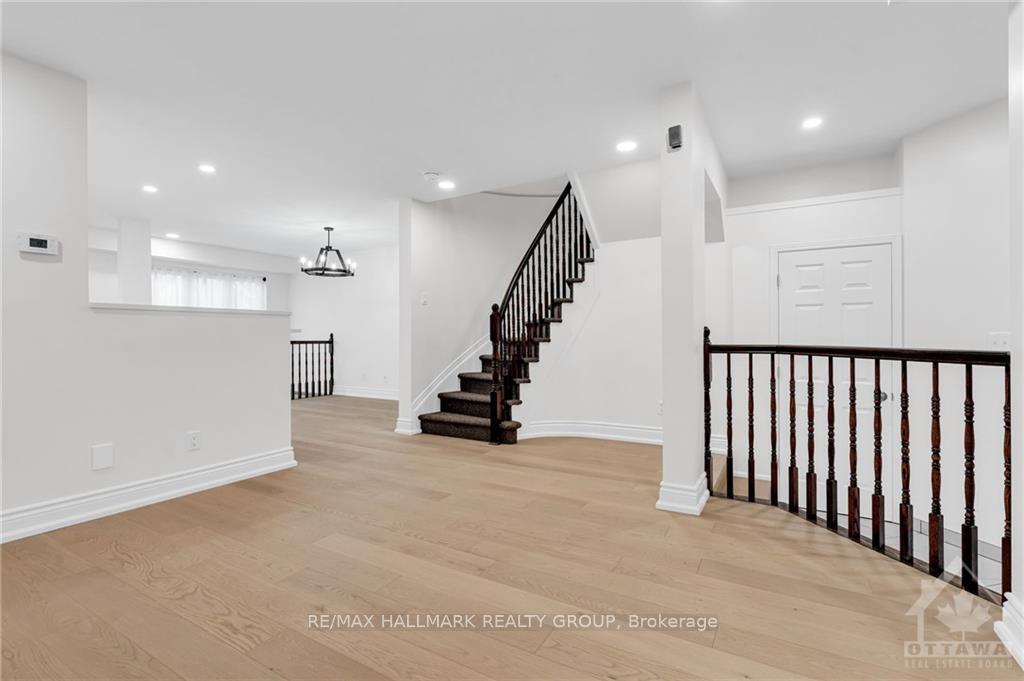Photo 7 of 307 Applecross Crescent, Ottawa, Kanata - Morgan's Grant/South March — HOMEH