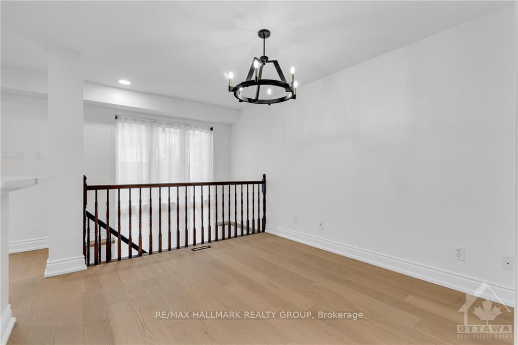 Photo 10 of 307 Applecross Crescent, Ottawa, Kanata - Morgan's Grant/South March — HOMEH