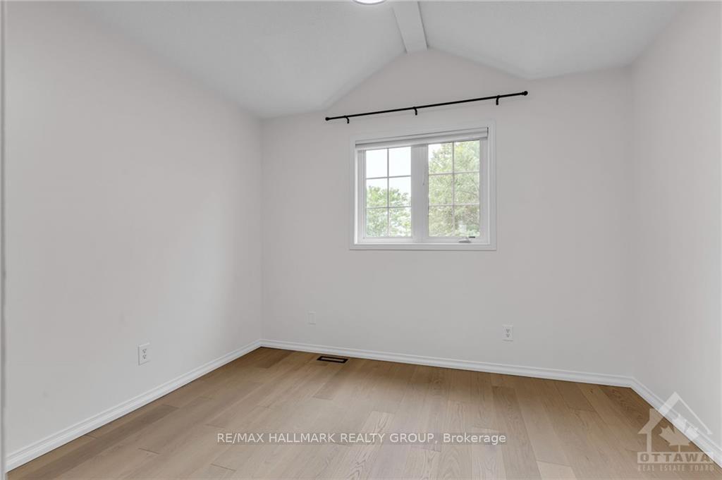 Photo 23 of 307 Applecross Crescent, Ottawa, Kanata - Morgan's Grant/South March — HOMEH
