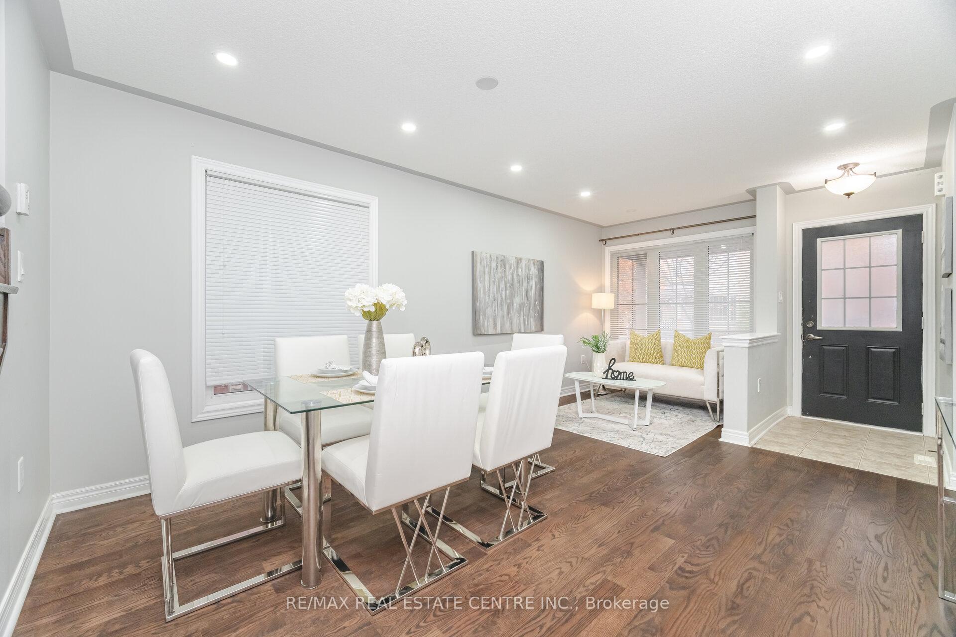 Photo 4 of Unit Upper, 236 giddings Crescent, Milton, Scott — HOMEH