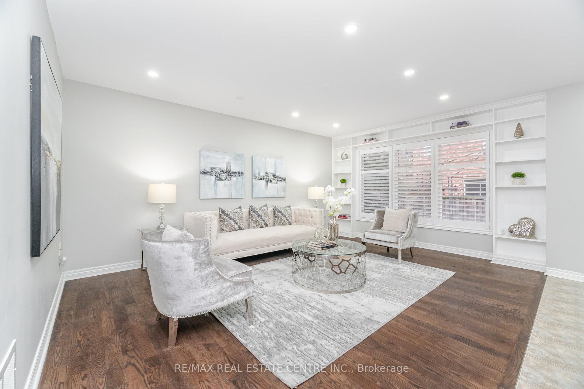 Photo 18 of Unit Upper, 236 giddings Crescent, Milton, Scott — HOMEH
