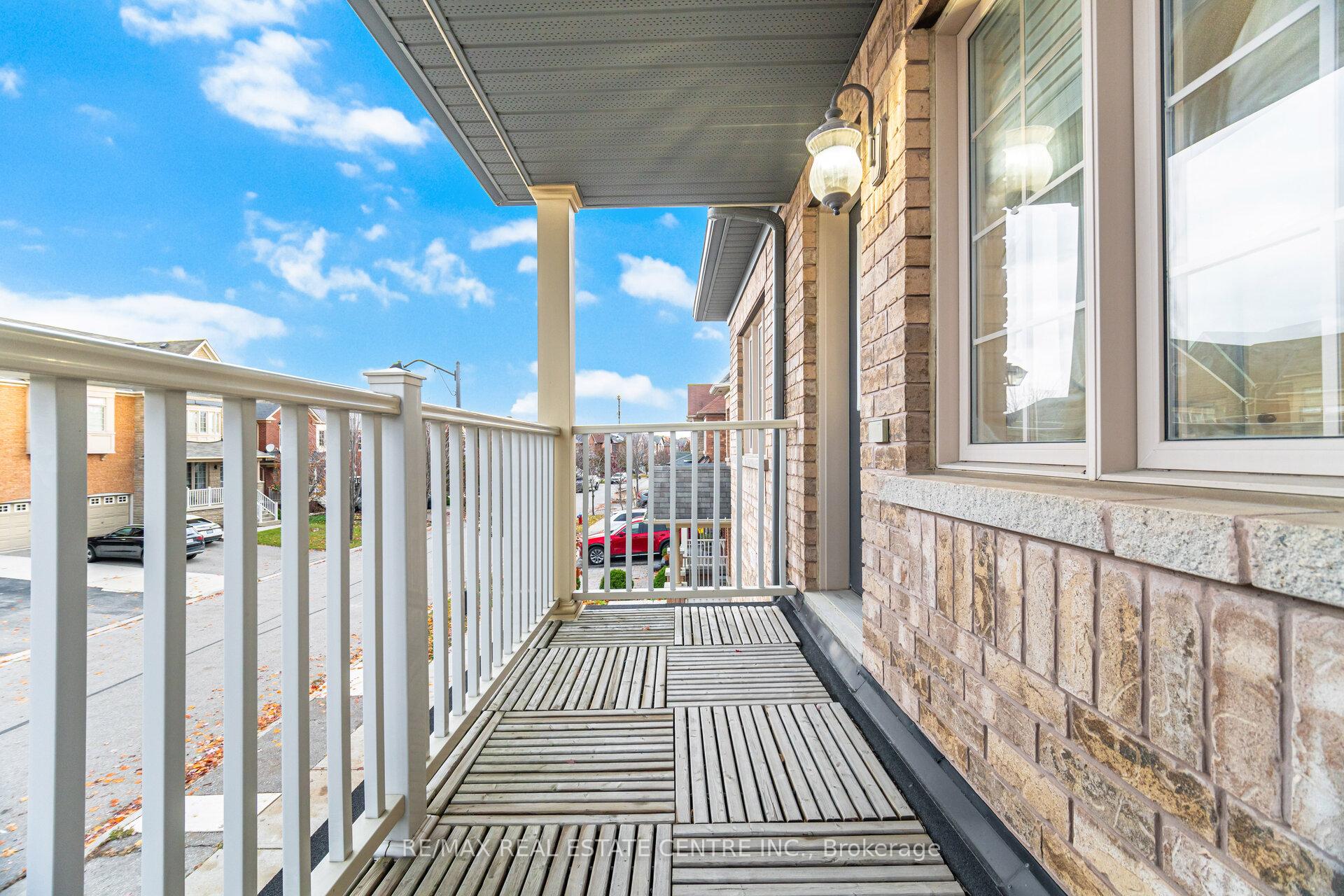 Photo 35 of Unit Upper, 236 giddings Crescent, Milton, Scott — HOMEH