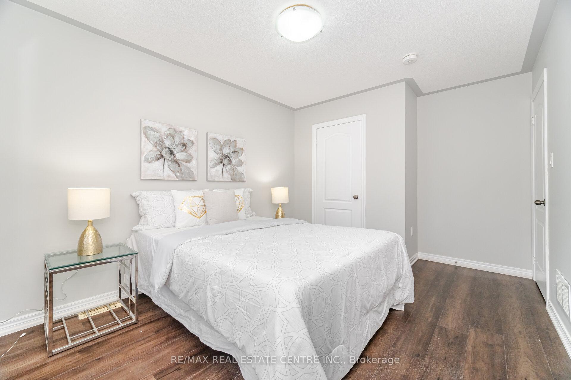 Photo 38 of Unit Upper, 236 giddings Crescent, Milton, Scott — HOMEH