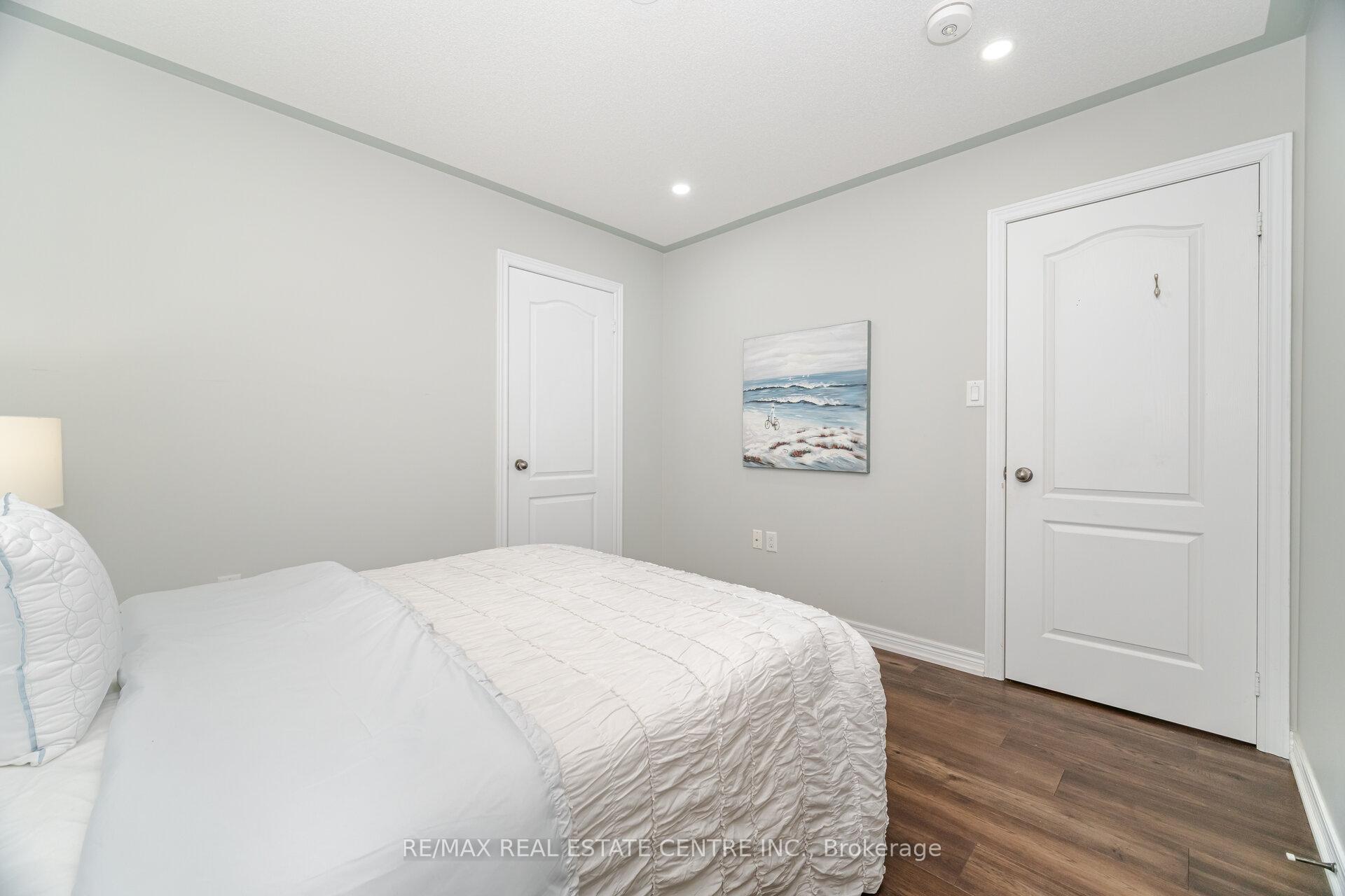 Photo 40 of Unit Upper, 236 giddings Crescent, Milton, Scott — HOMEH