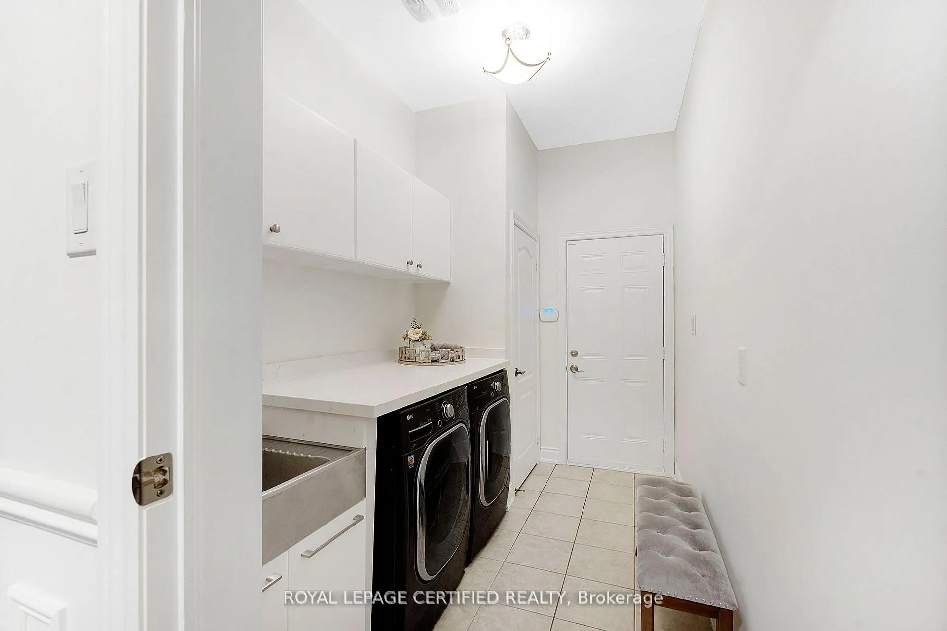 Photo 15 of 421 Stringer Circle, Milton, Scott — HOMEH