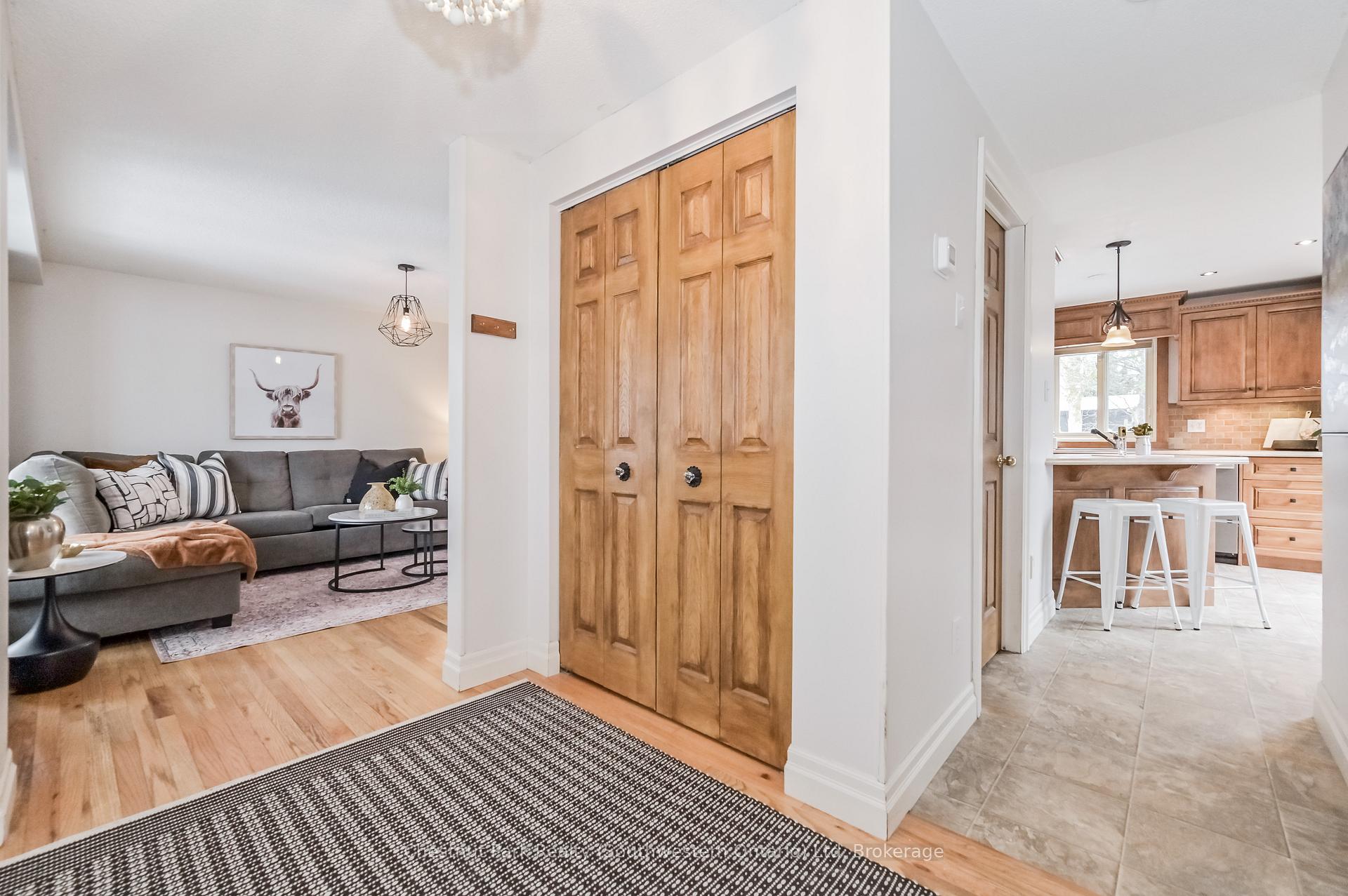 Photo 6 of 139 Miller Crescent, Minto — HOMEH