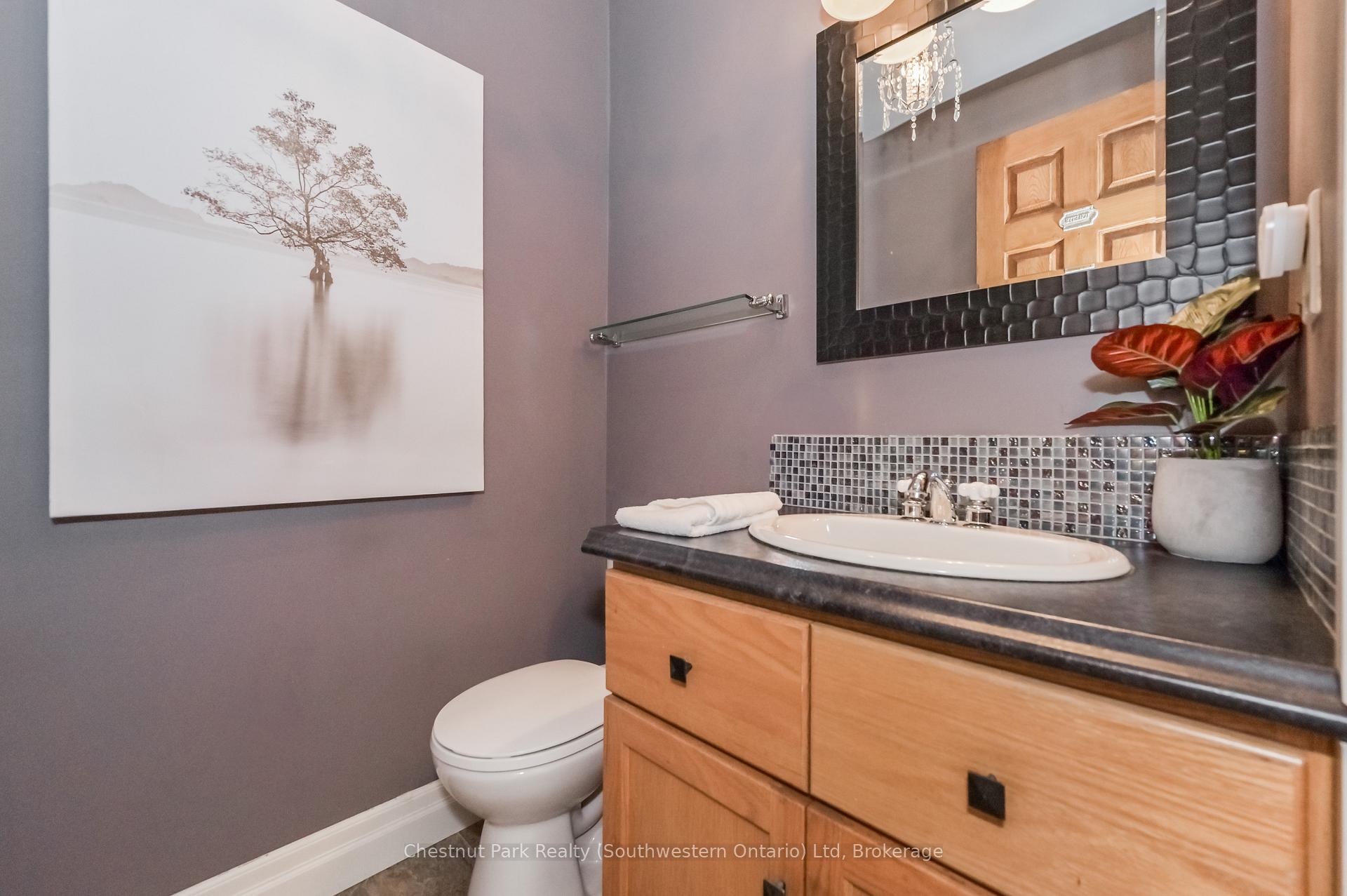 Photo 19 of 139 Miller Crescent, Minto — HOMEH