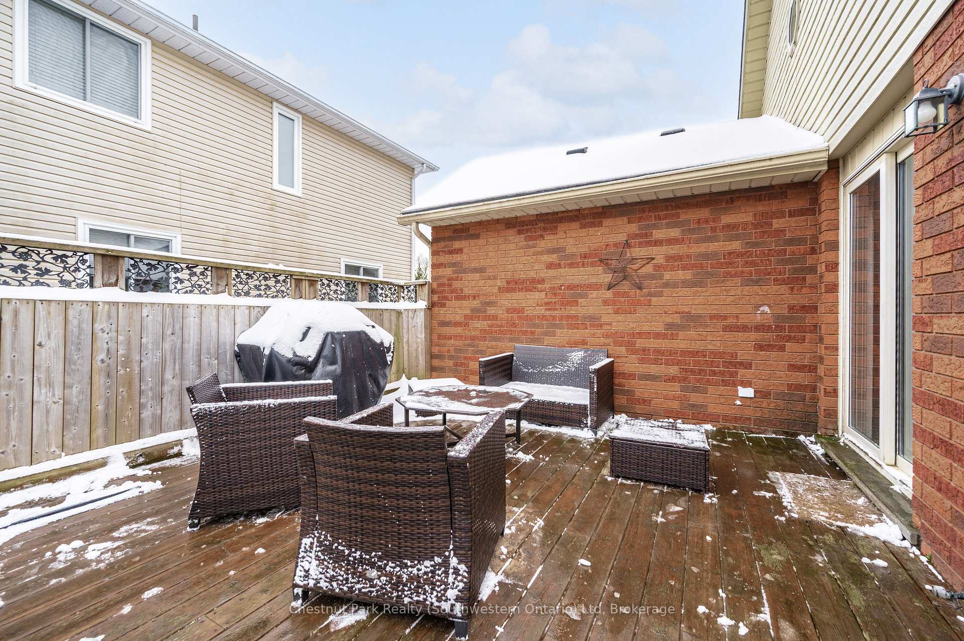 Photo 35 of 139 Miller Crescent, Minto — HOMEH