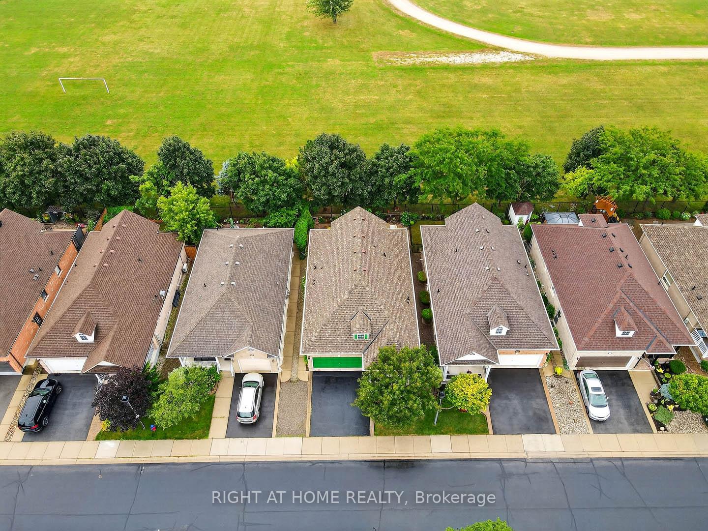 Photo 3 of 282 Centennial Forest Drive, Milton, Timberlea — HOMEH
