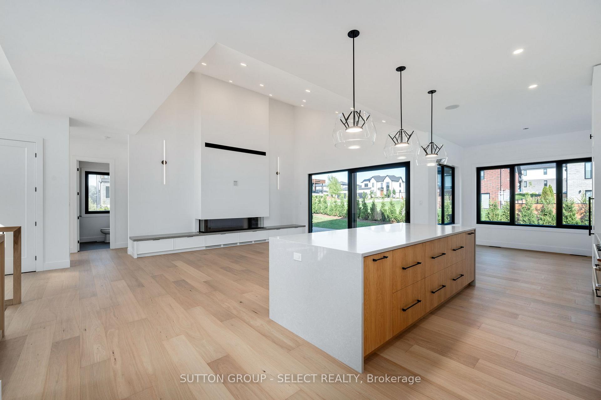 Photo 9 of 49 Edgeview Crescent, Middlesex Centre, Rural Middlesex Centre — HOMEH