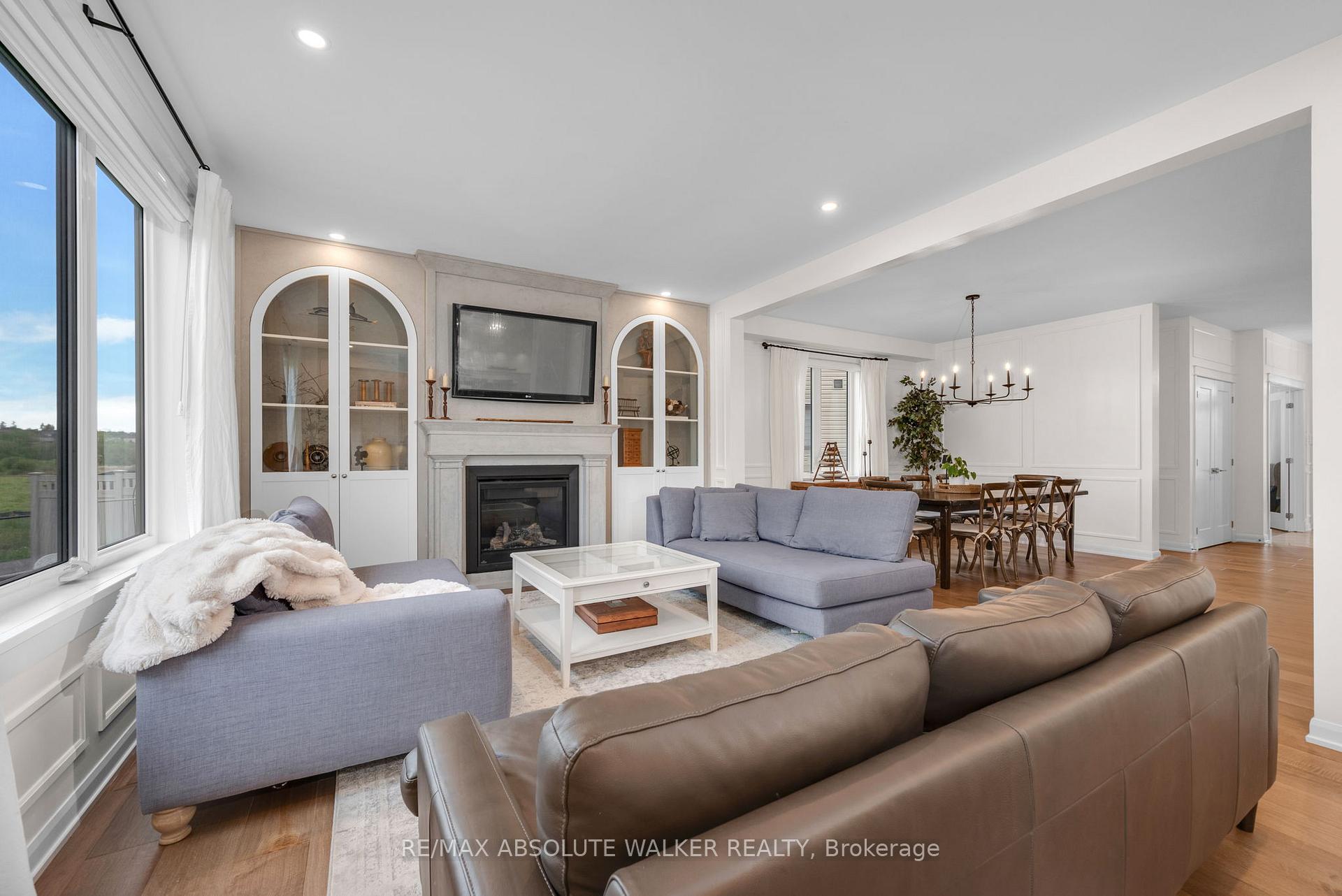 Photo 10 of 27 Eramosa Crescent, Ottawa, Kanata - Kanata Lakes/Heritage Hills — HOMEH