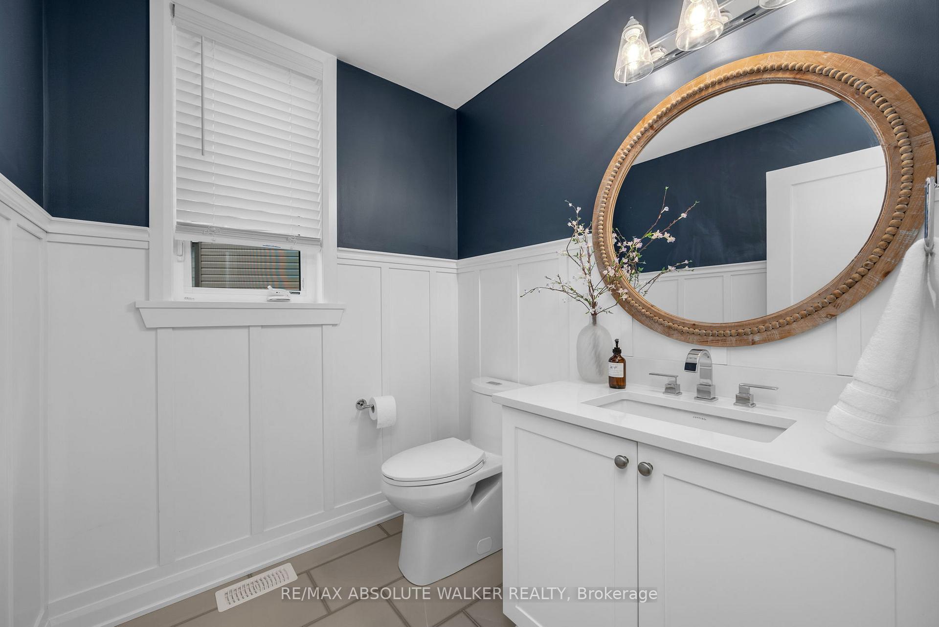 Photo 19 of 27 Eramosa Crescent, Ottawa, Kanata - Kanata Lakes/Heritage Hills — HOMEH